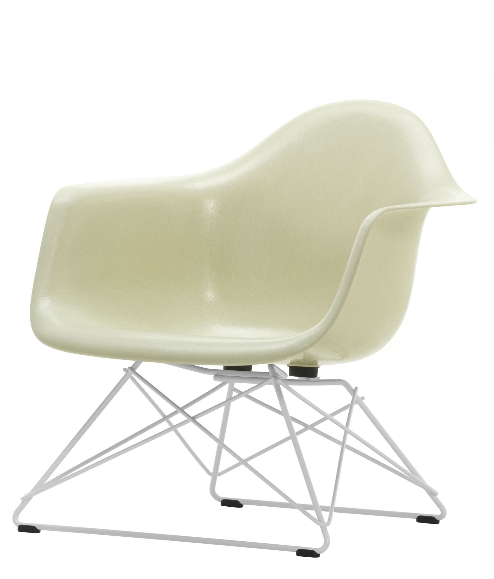 Eames Fibreglass Arm Chair LAR Chair Vitra