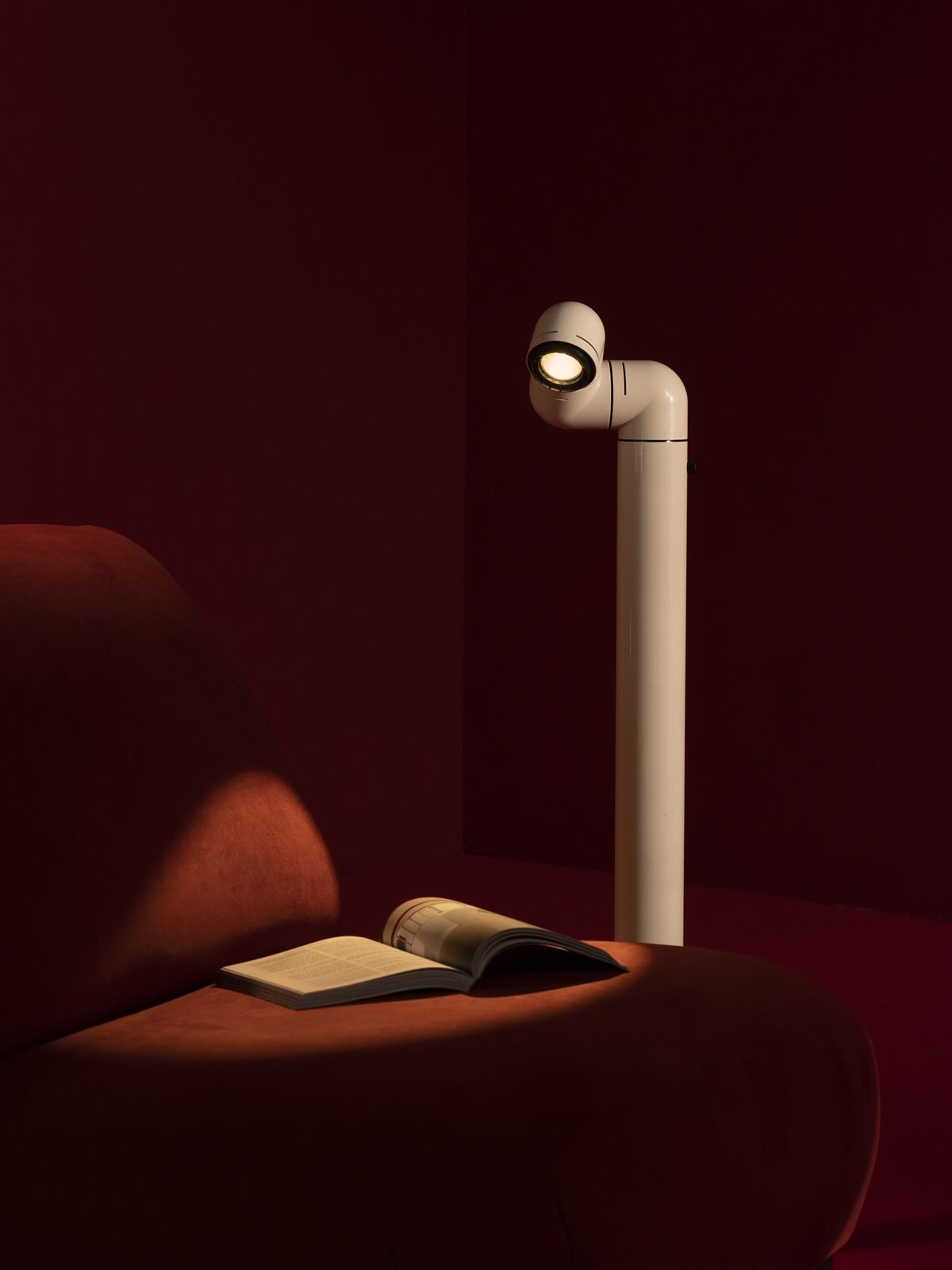 Tatu Alta Floor Lamp by Santa & Cole