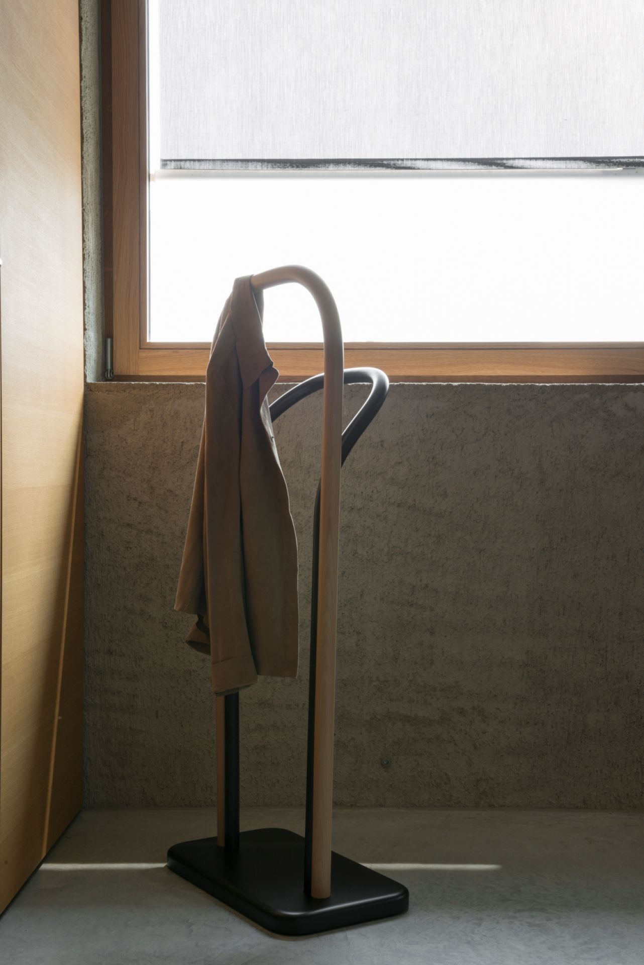 Arch Clothes Valet Wiener GTV Design