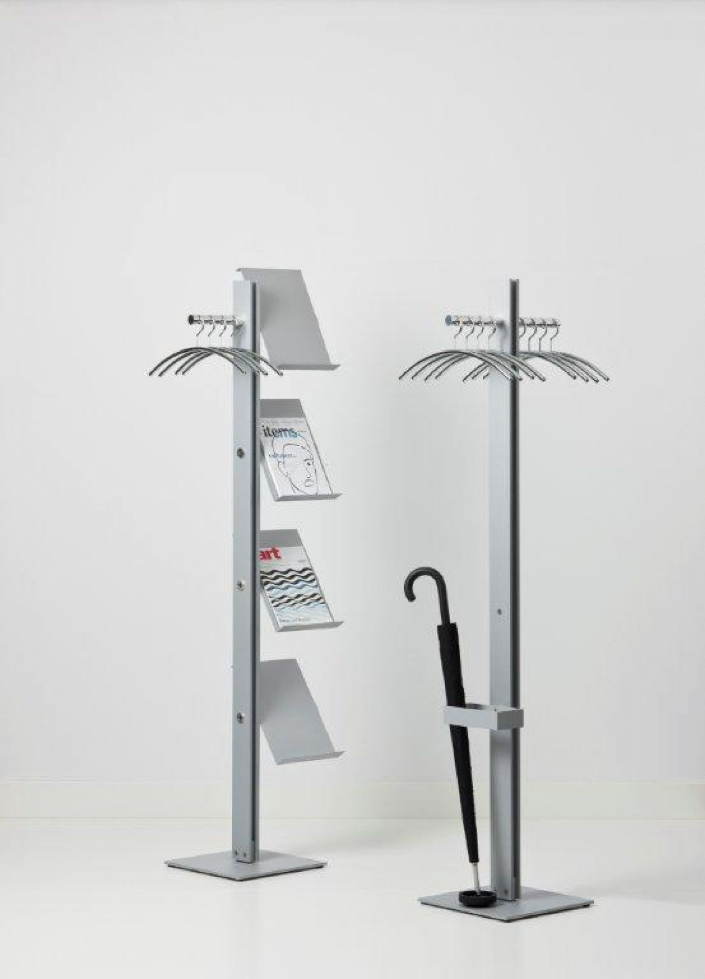Standfree B coat stand with brochure display Cascando