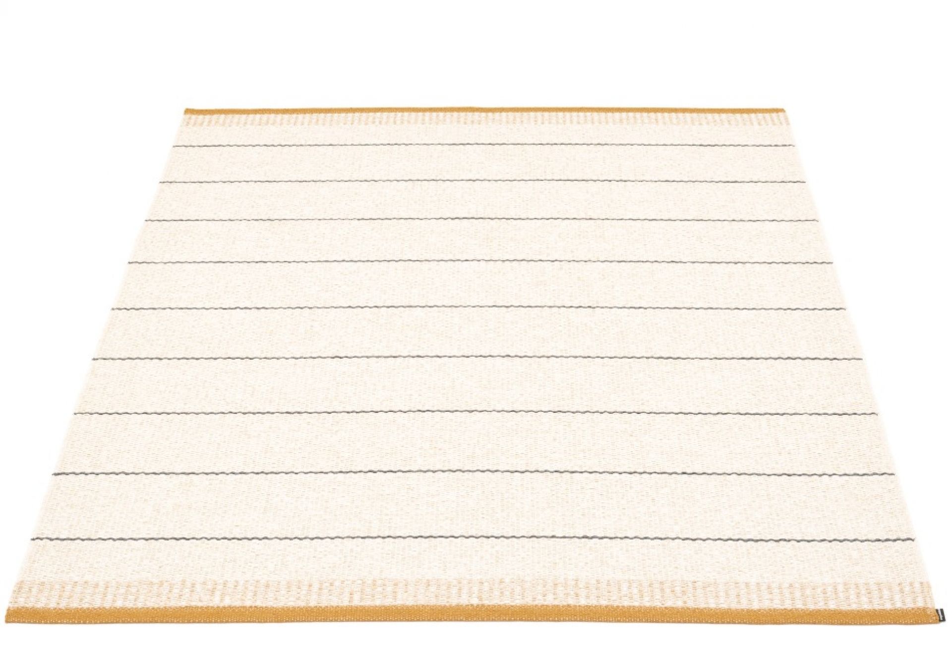 Belle Plastic Rug 230x320 cm Pappelina Ochre