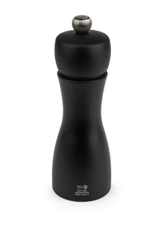 Schwarze Peugeot Tahiti Mühle für Pfeffer und Salz, aus Holz mit silberfarbenem Knopf.
