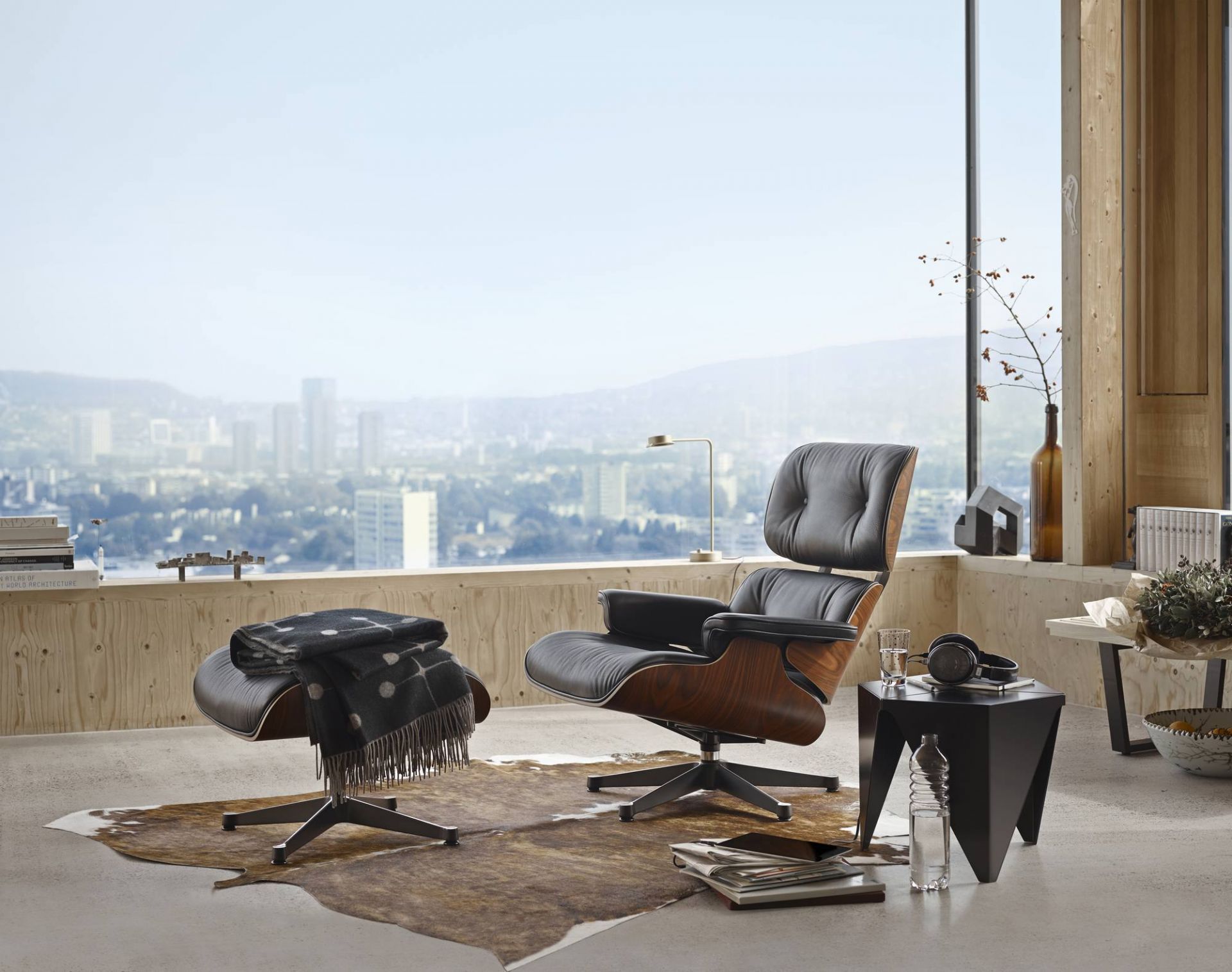 Eames Lounge Chair & Ottoman Armchair Leather Premium Vitra PREFERENTIAL COMBINATION