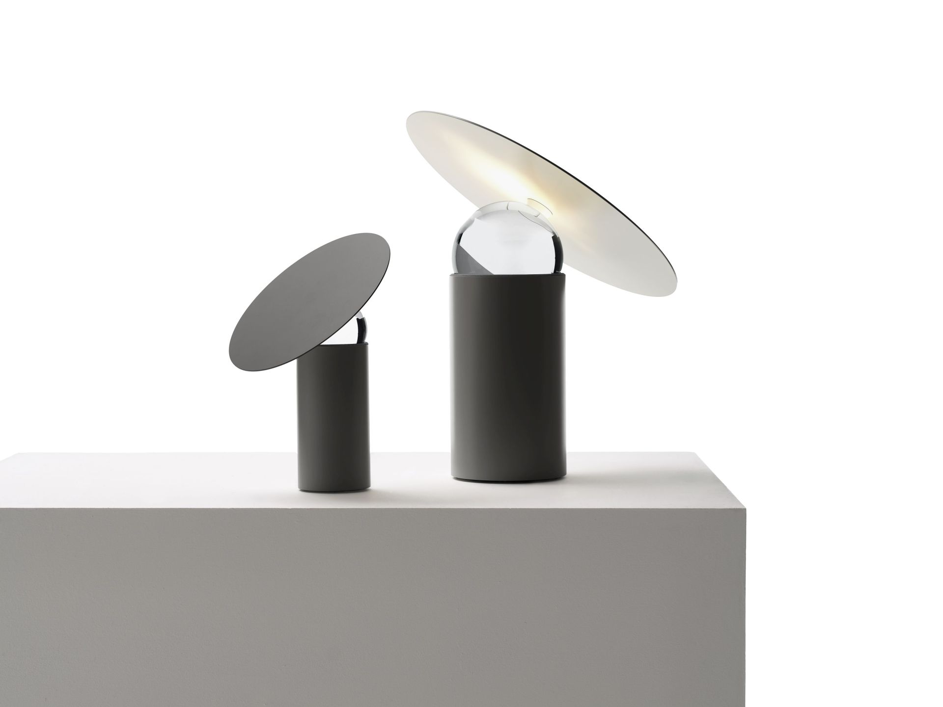 Era Tischleuchte black - small Mogg