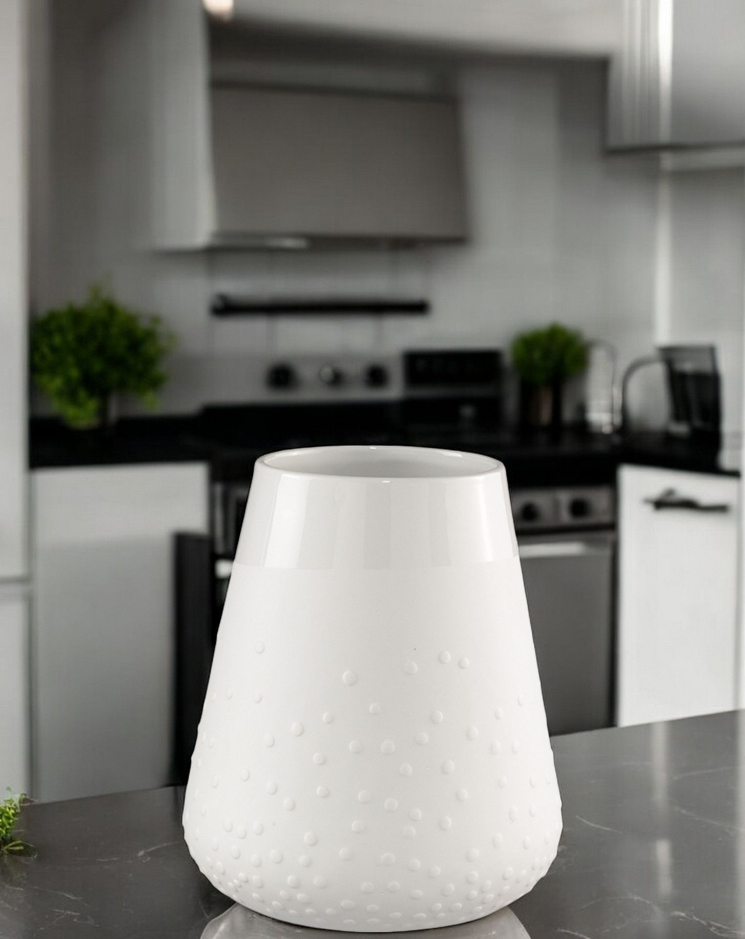 At Home Poetry Porcelain vase Dots Wheels SINGLE PIECES