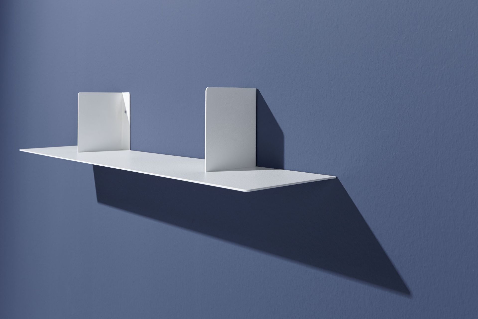 Lyn wall shelf Müller Möbelwerkstätten