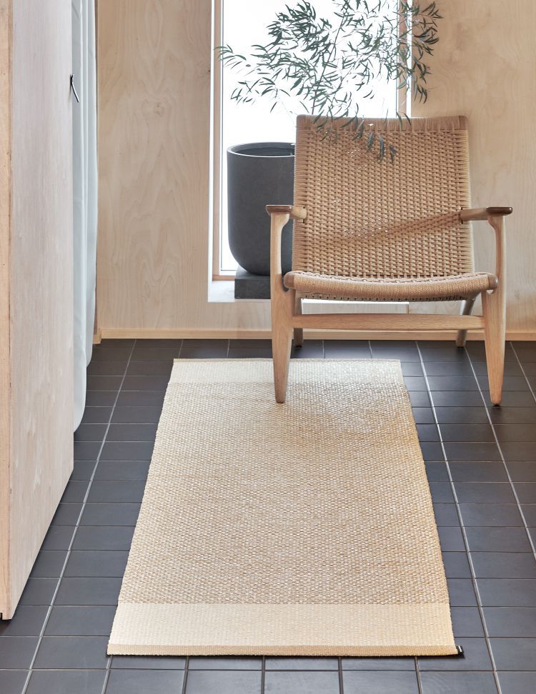Edit Rug 70 x 300cm Pappelina