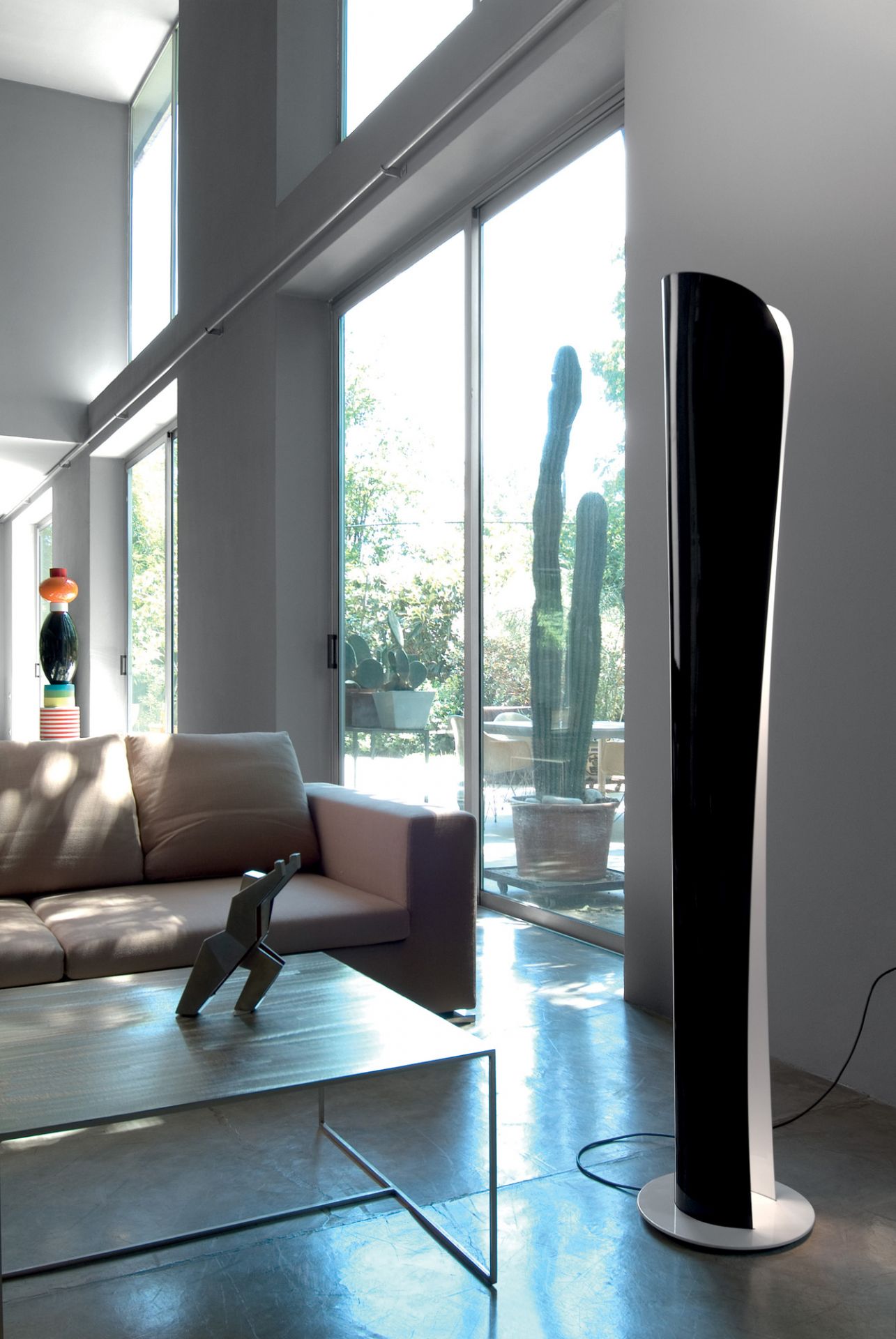 Cadmo LED floor lamp Artemide
