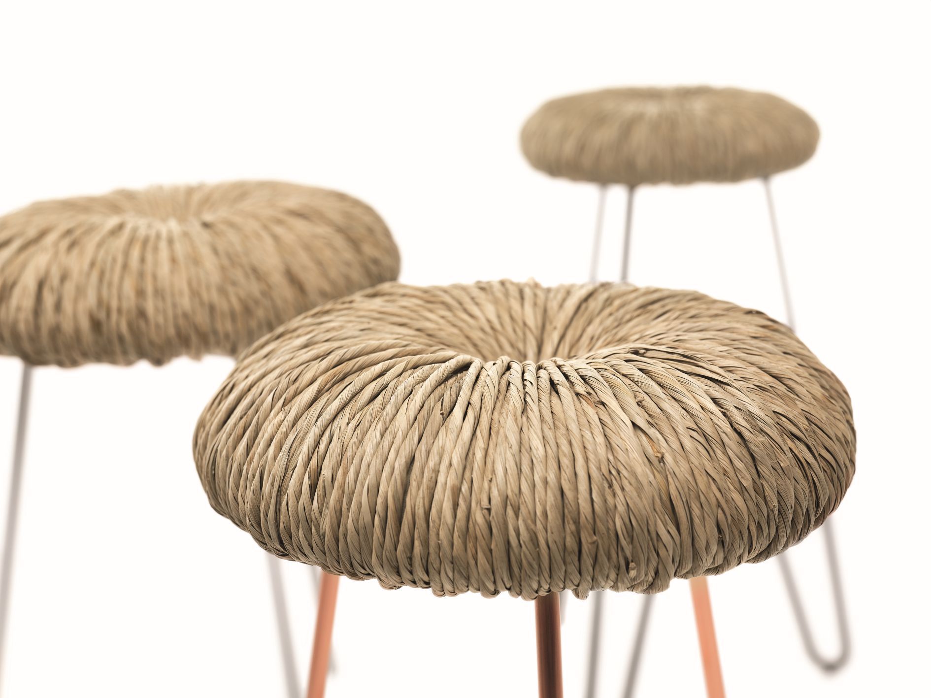 Donut Stool white H45cm Mogg