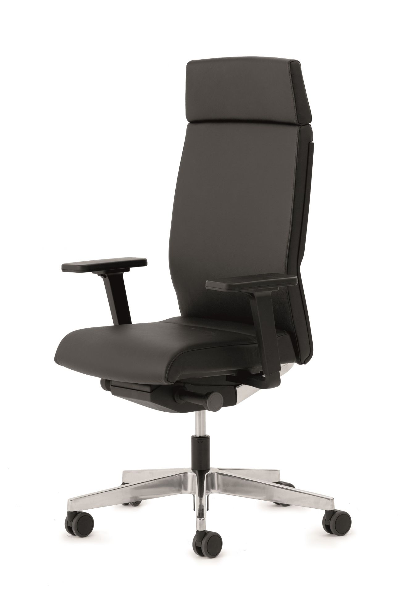 YOSTER executive chair from Interstuhl special offer model