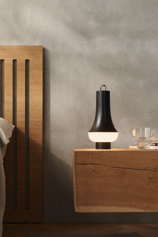 Tomoshi Portable rechargeable lamp / table lamp Louis Poulsen
