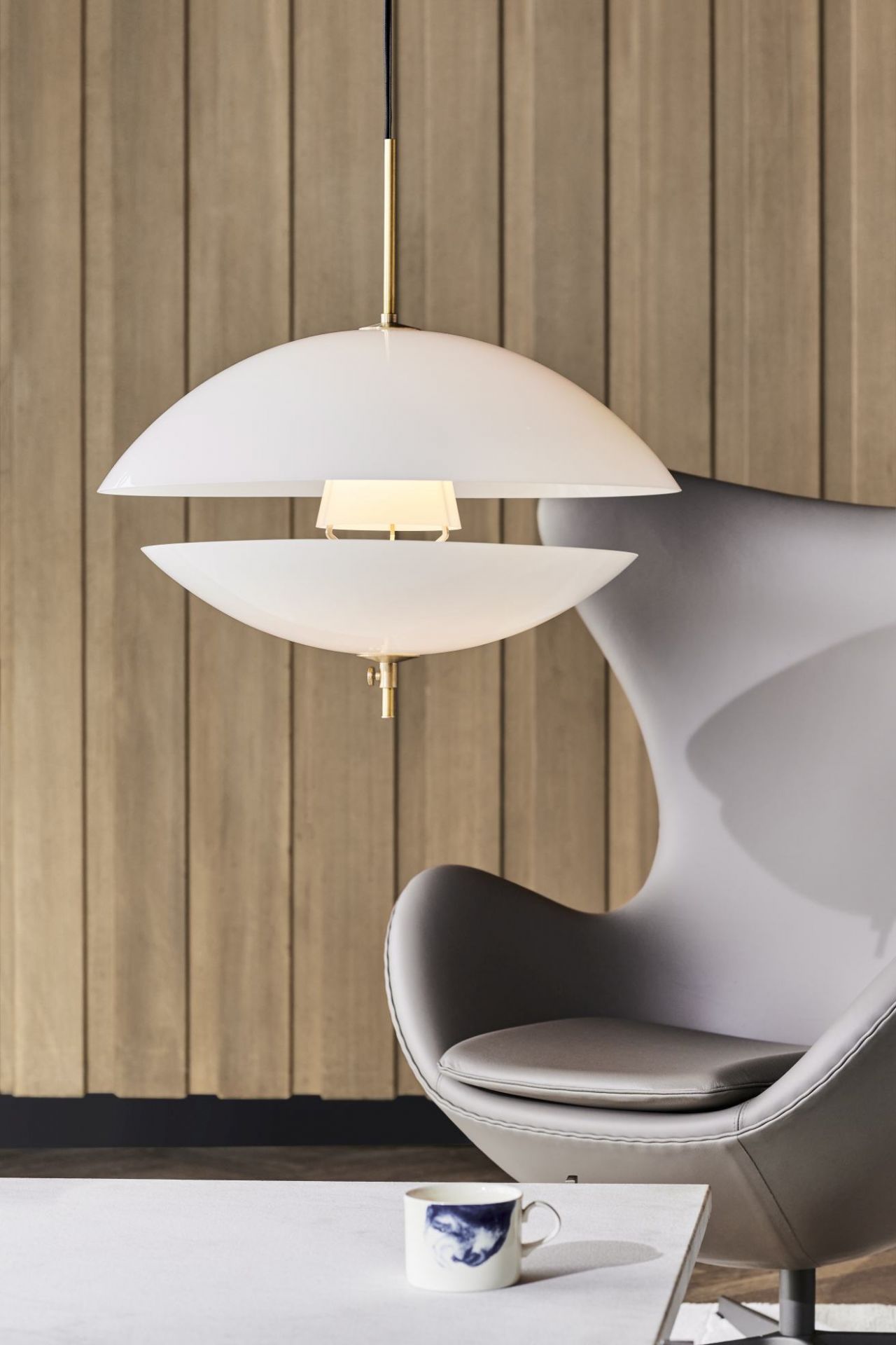 Clam Pendant lamp Fritz Hansen