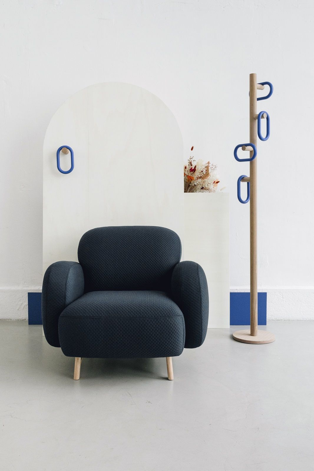 Fernand Coat Stand Hartô Oak / Black