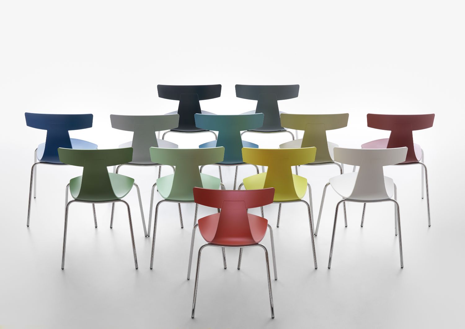 Remo Plastic Chair Plank plastic chair