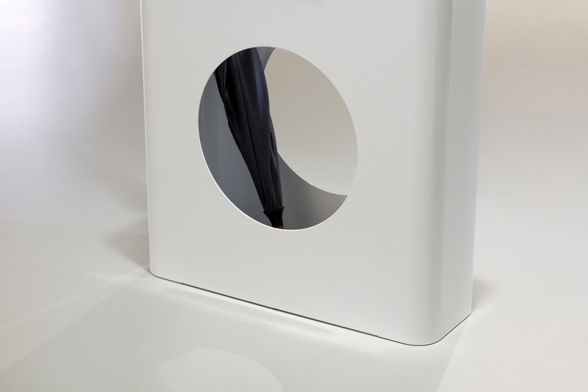 Flow I umbrella stand Cascando