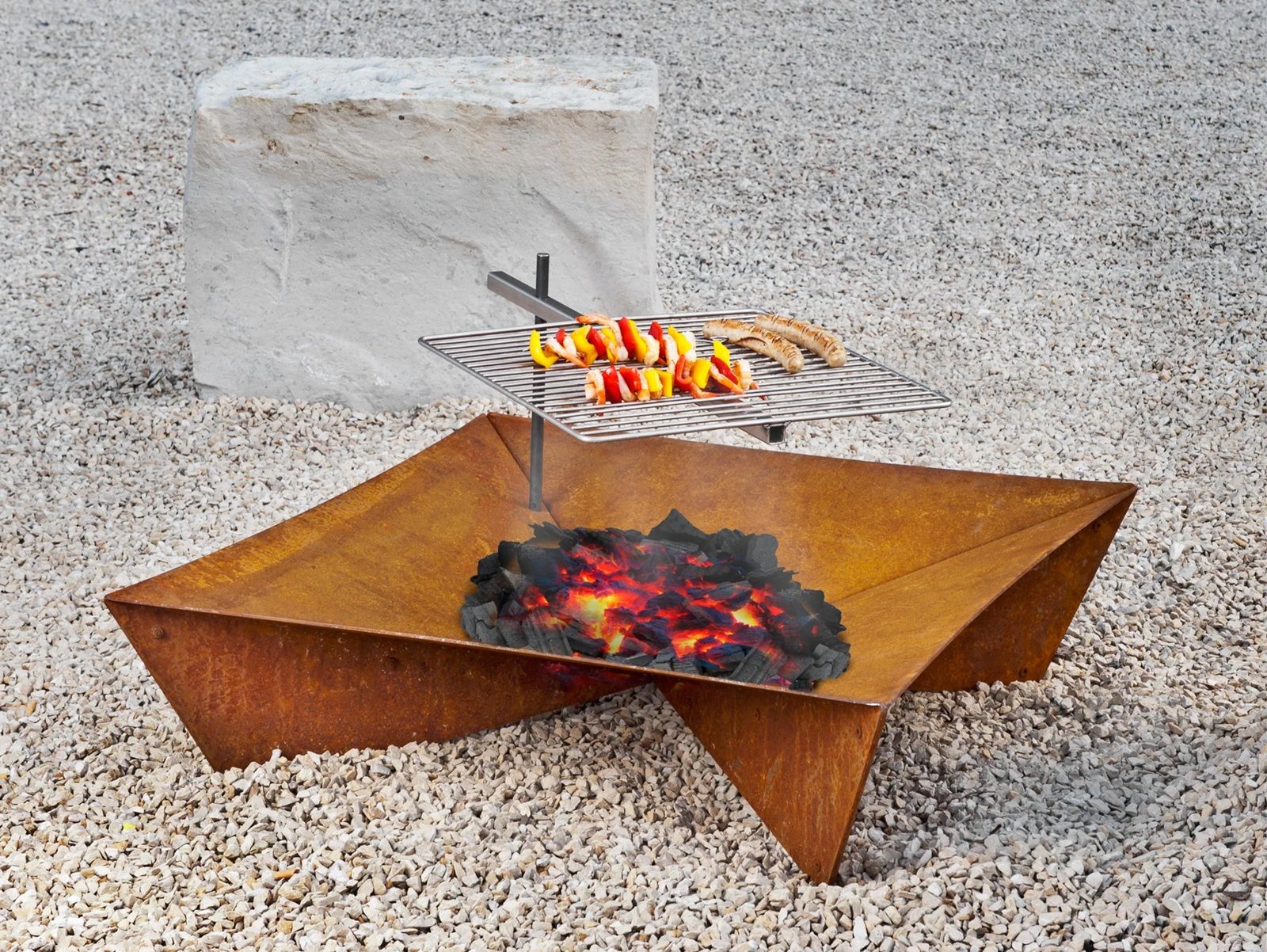 Fluxus Fire bowl square Keilbach