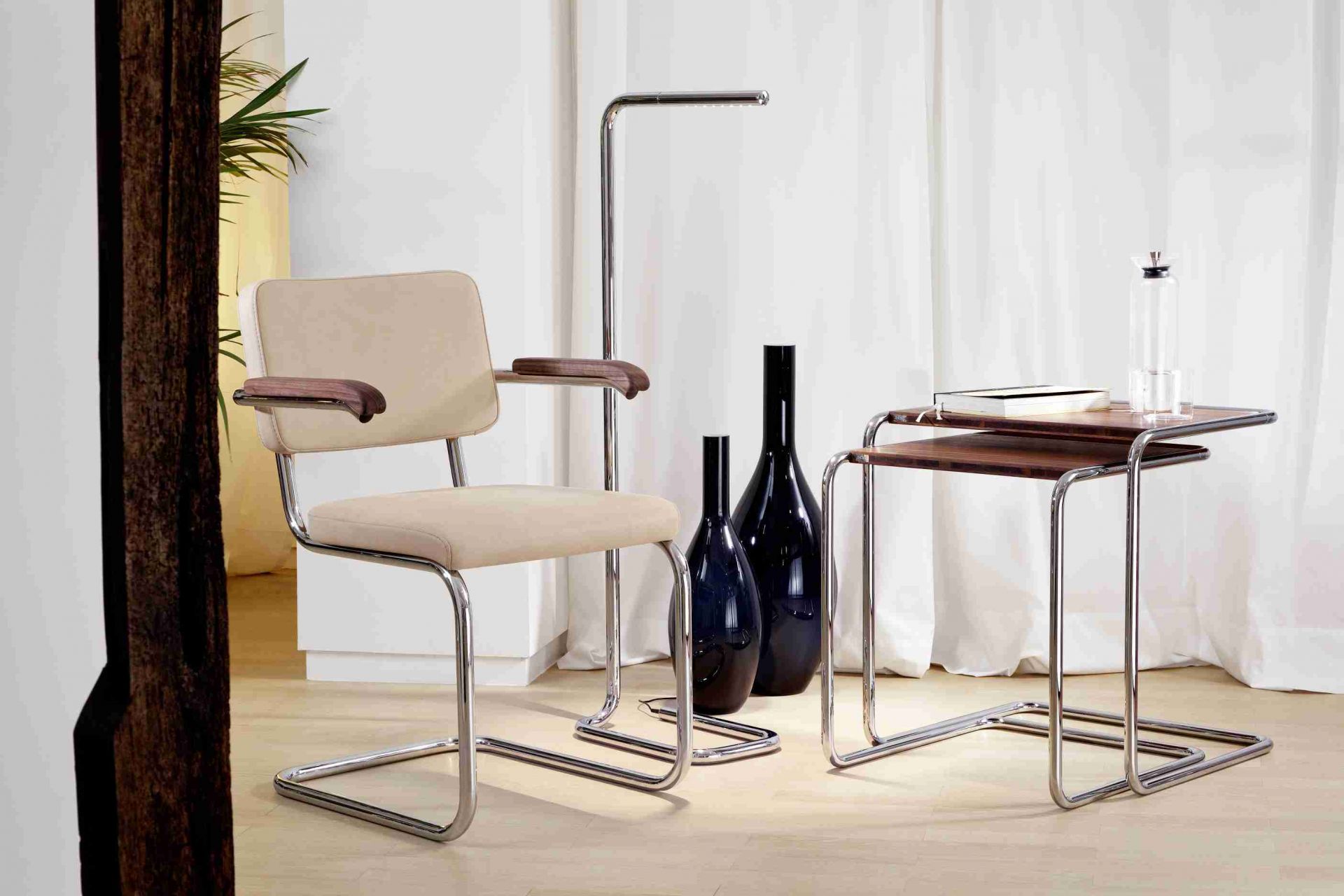 Lum LED 125 Floor lamp Thonet Chrome