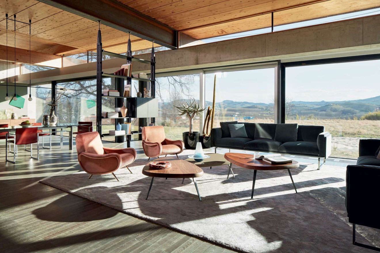 720 Lady Armchair Cassina