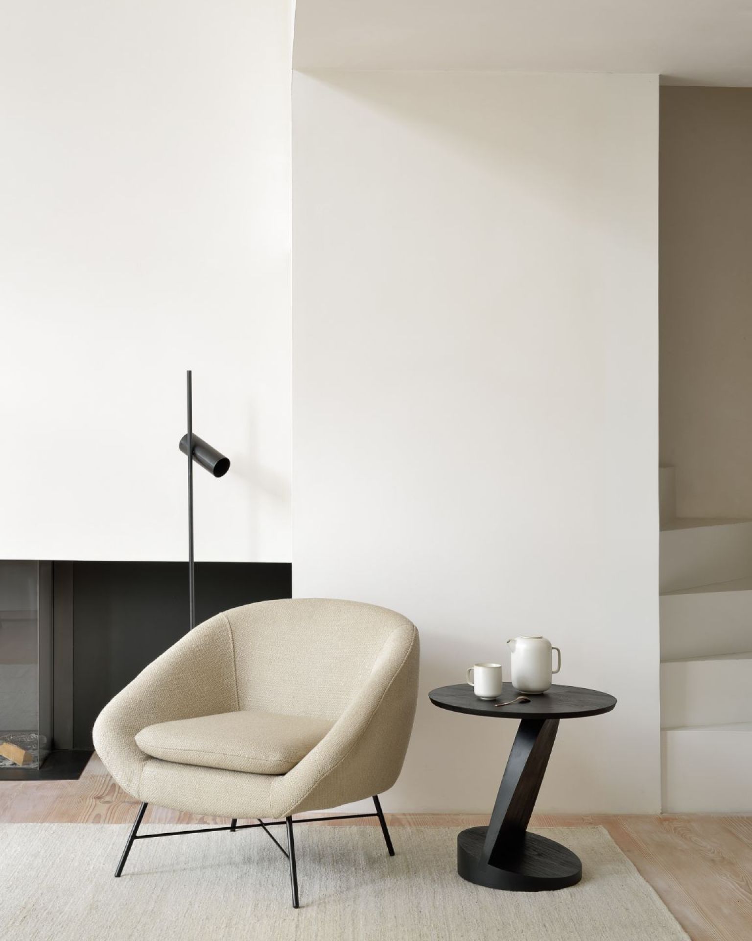 Barrow Lounge Chair off white Ethnicraft