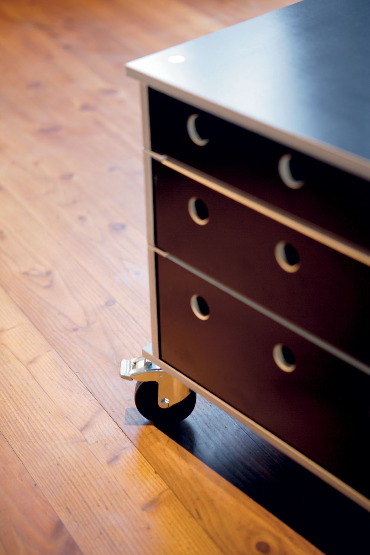 Lader drawer furniture Nils Holger Moormann
