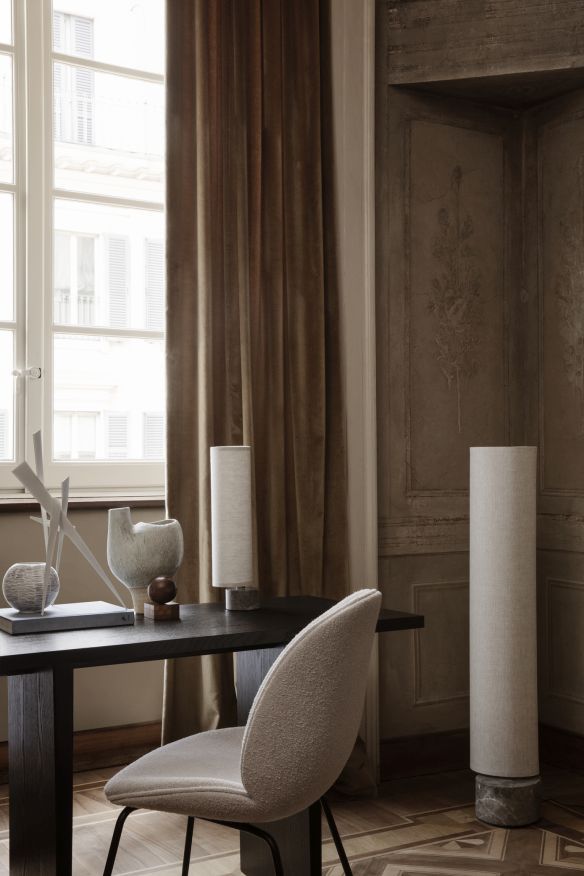 Unbound Table Lamp Gubi