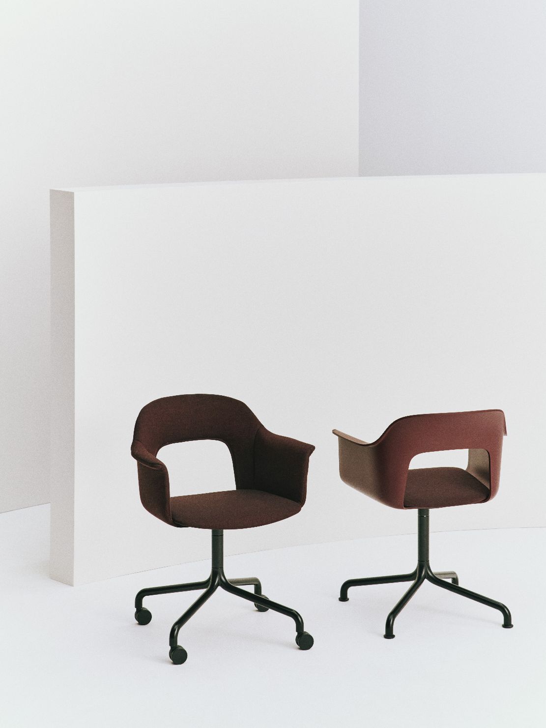 Layout Armchair 264 Armrest Chair Hay