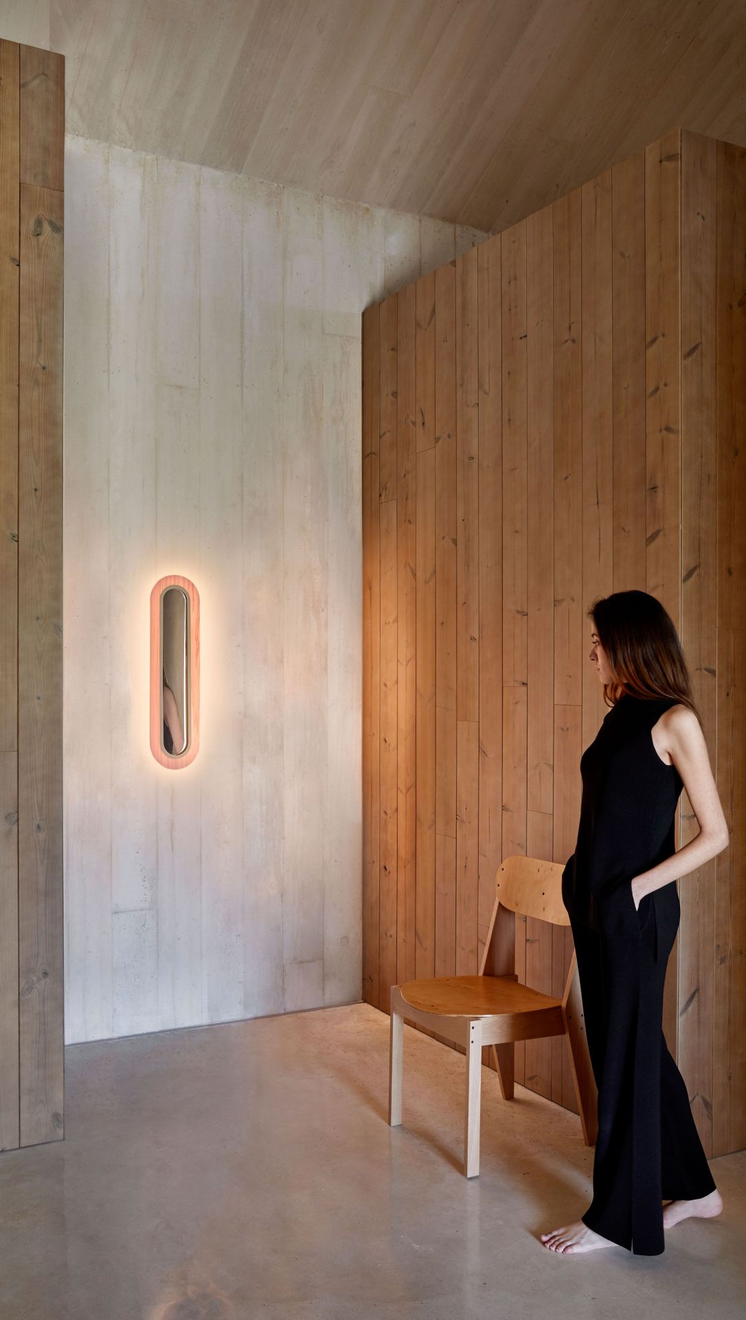 Lens LED Wall Lamp oval Metal Ring in Gold LZF Lamps
