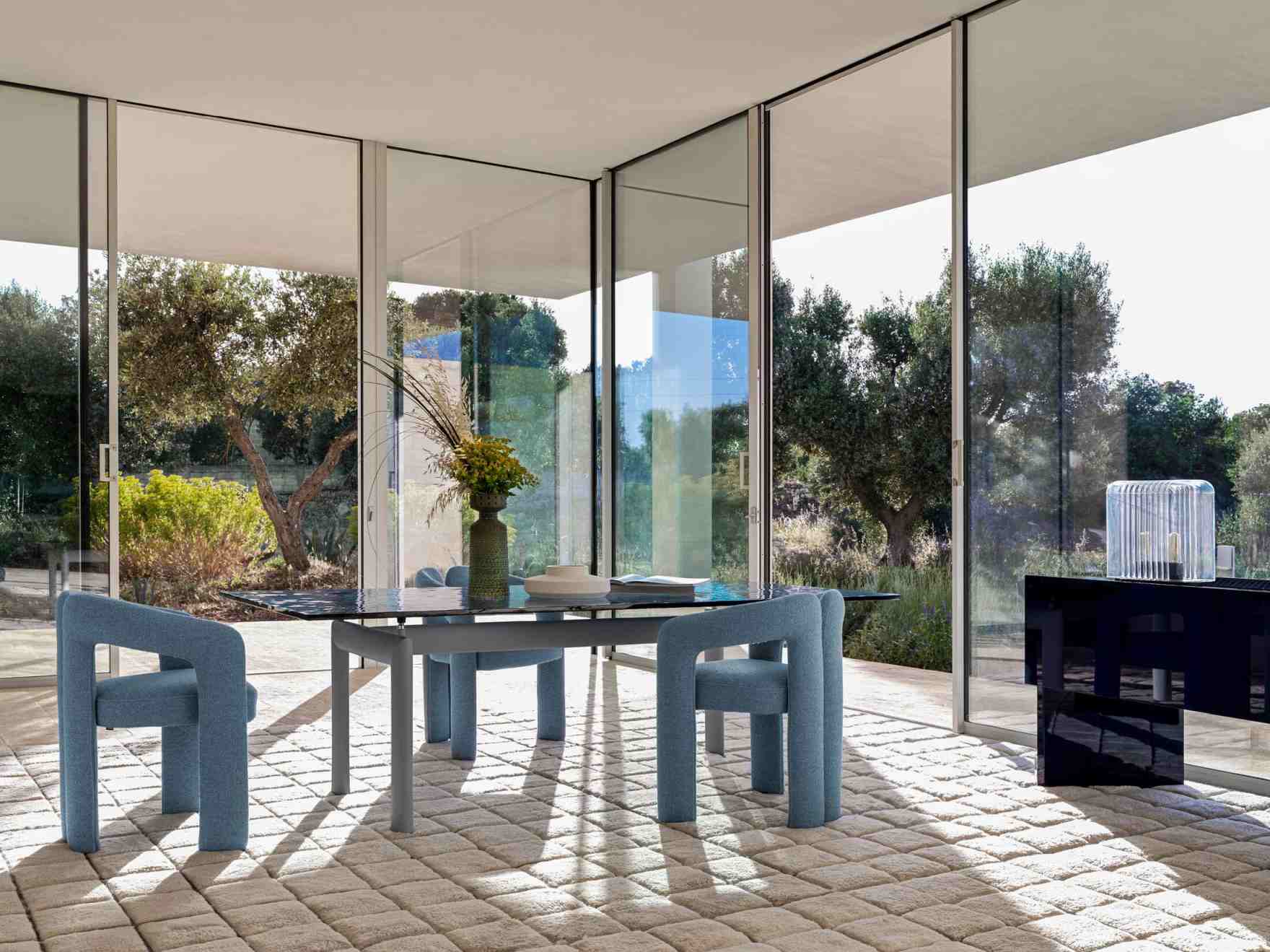 LC6 Table tube d'avion Dining table Cassina