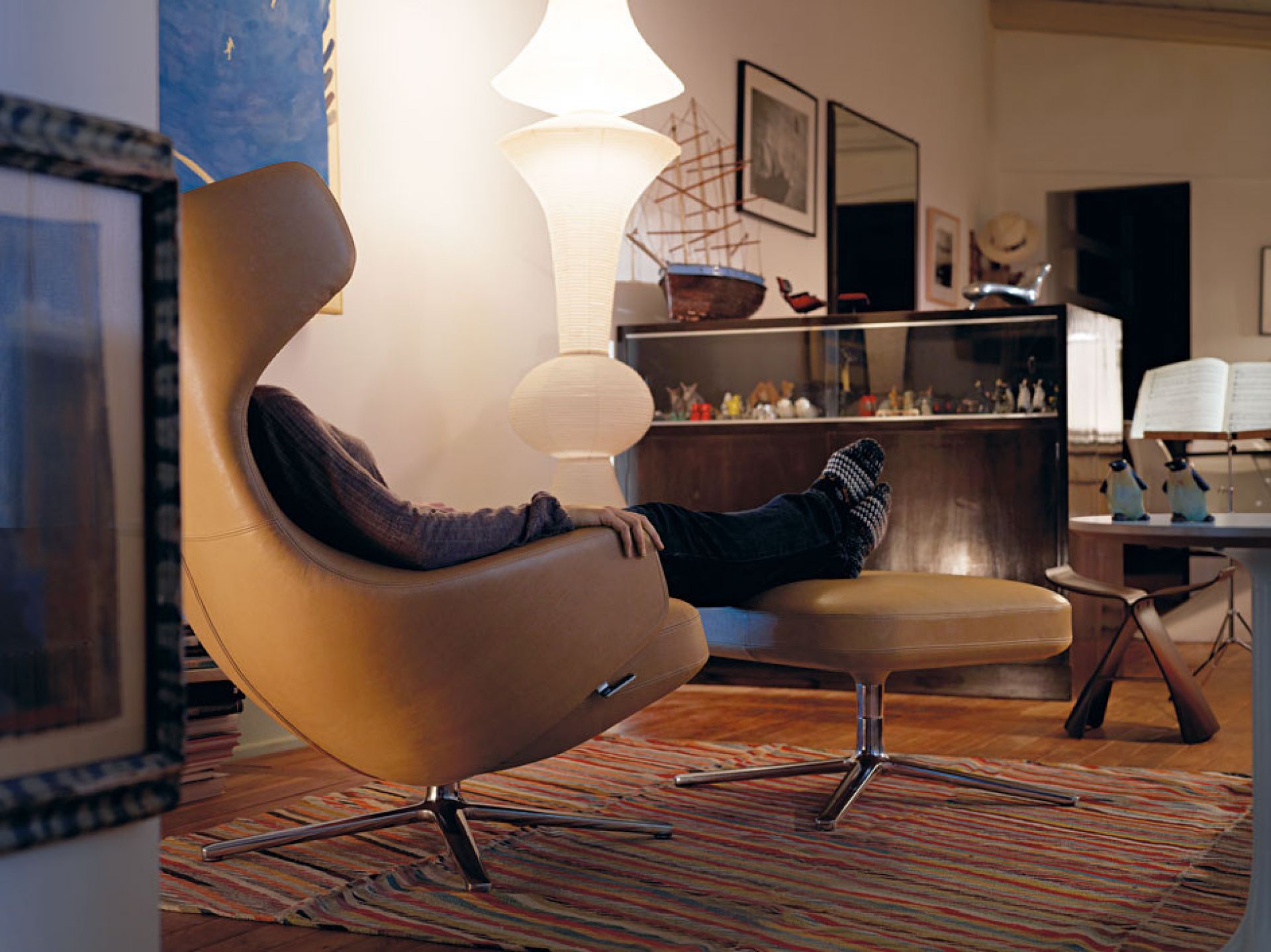 Grand Repos Easy Chair + Ottoman Vitra Polished Cosy Classic grey