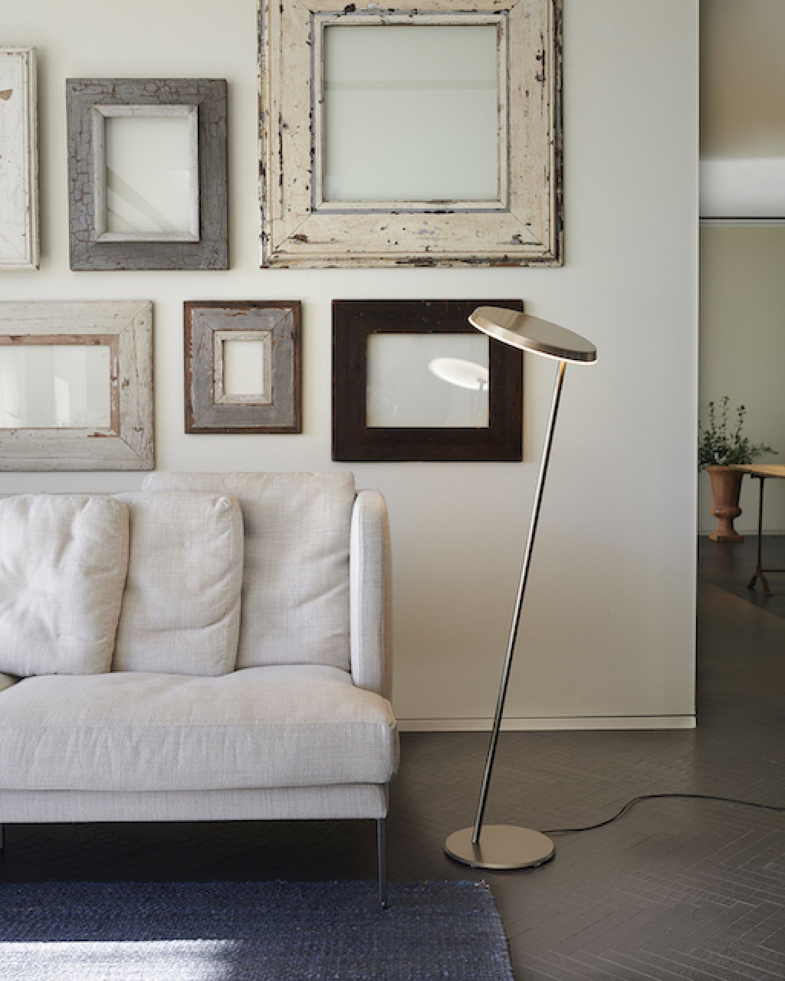 Amanita LED Floor Lamp Oluce