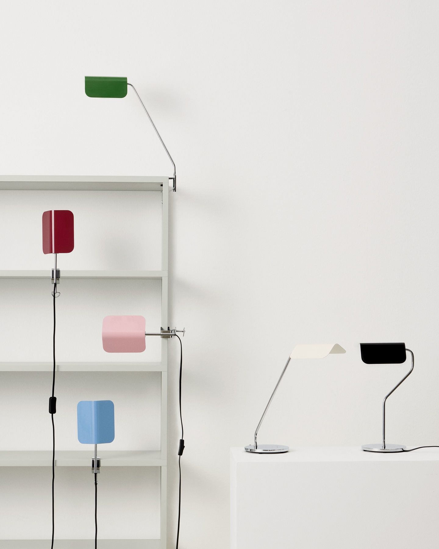 Apex Table Lamp Oyster Table Lamp Hay