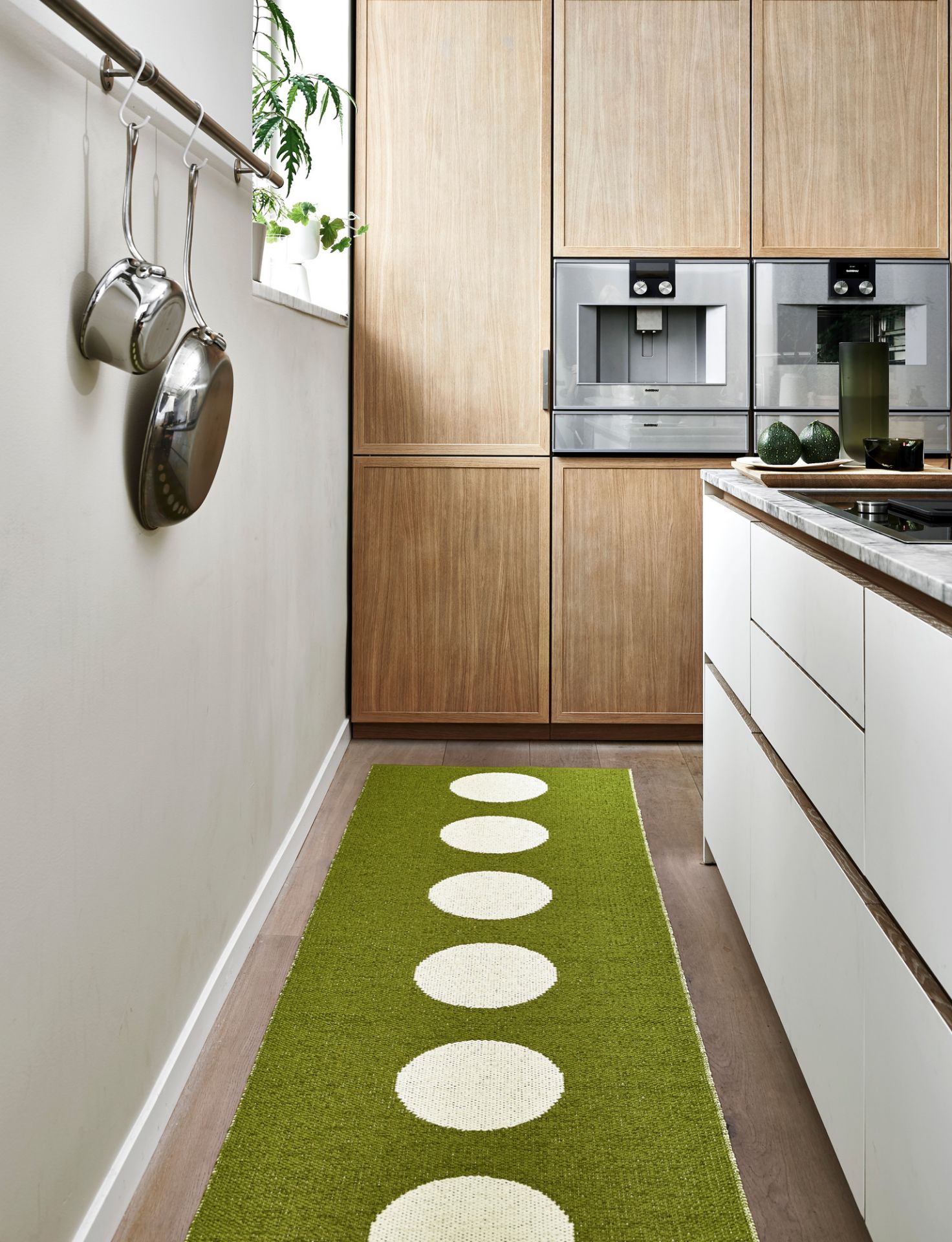 Vera Plastic Carpet 70x300 cm Pappelina