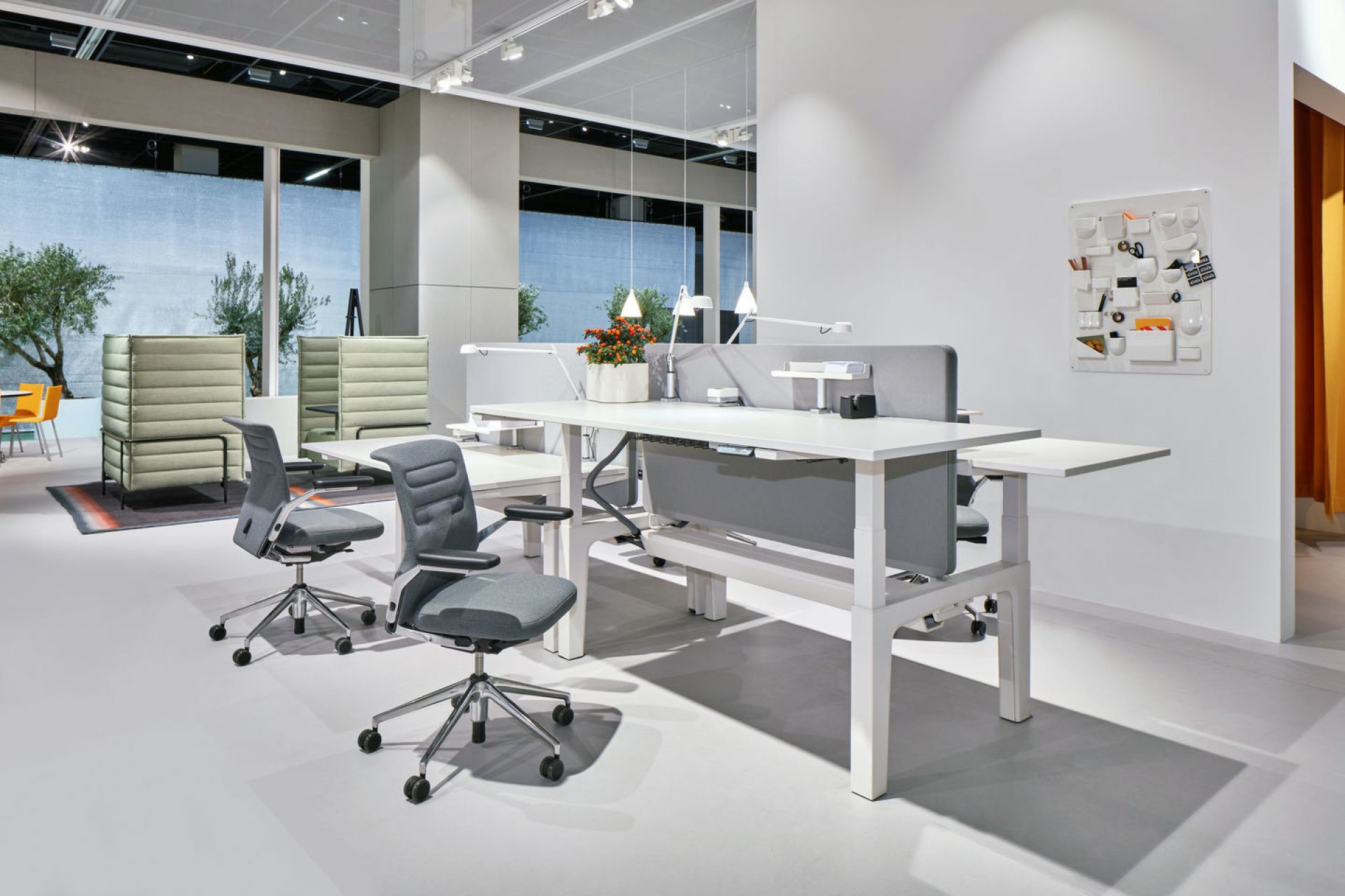 AC5 Work Office Swivel Chair without adjustable Lumbar support Vitra