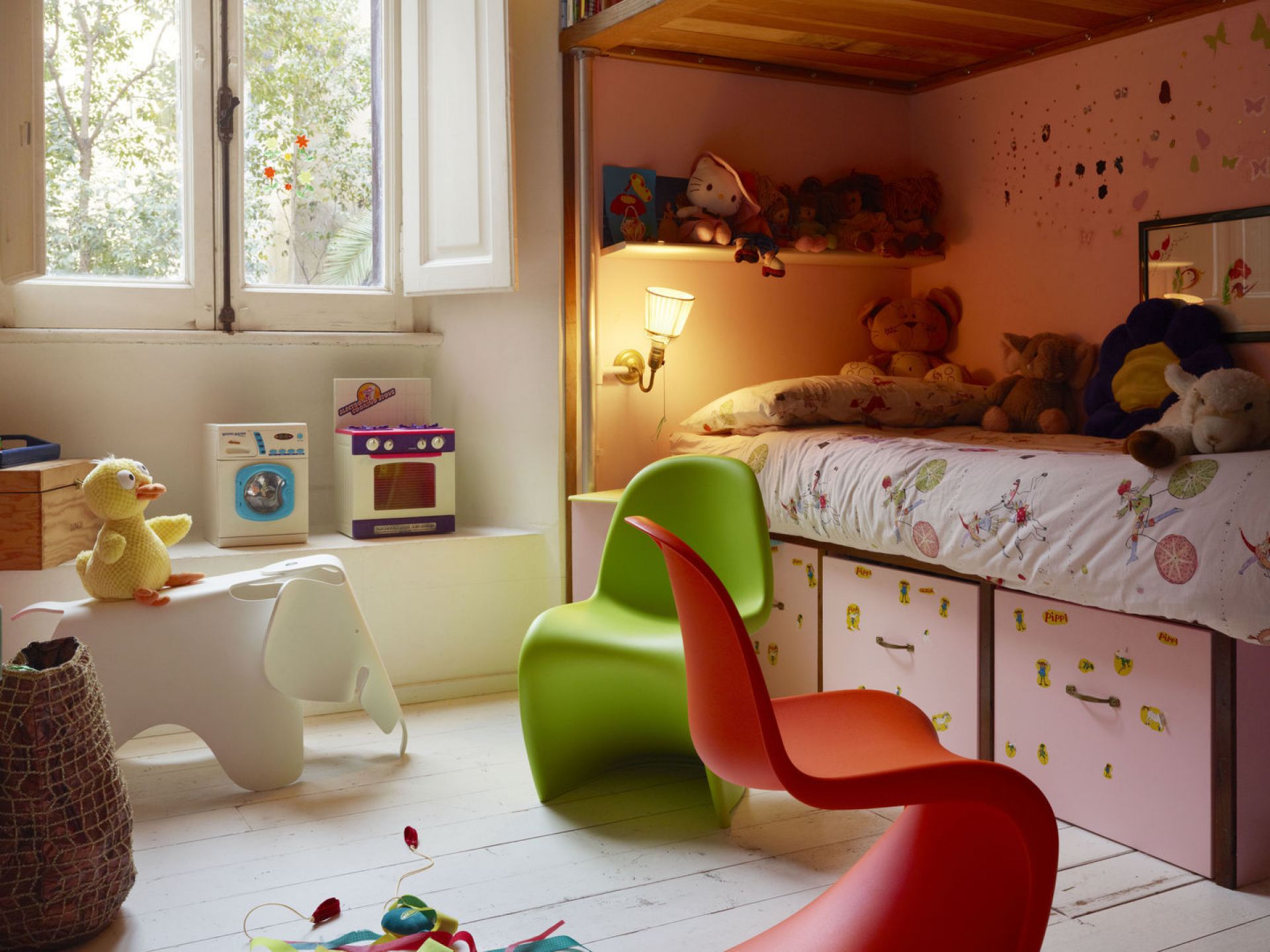 Panton Junior Chair Vitra - QUICK SHIP Soft mint