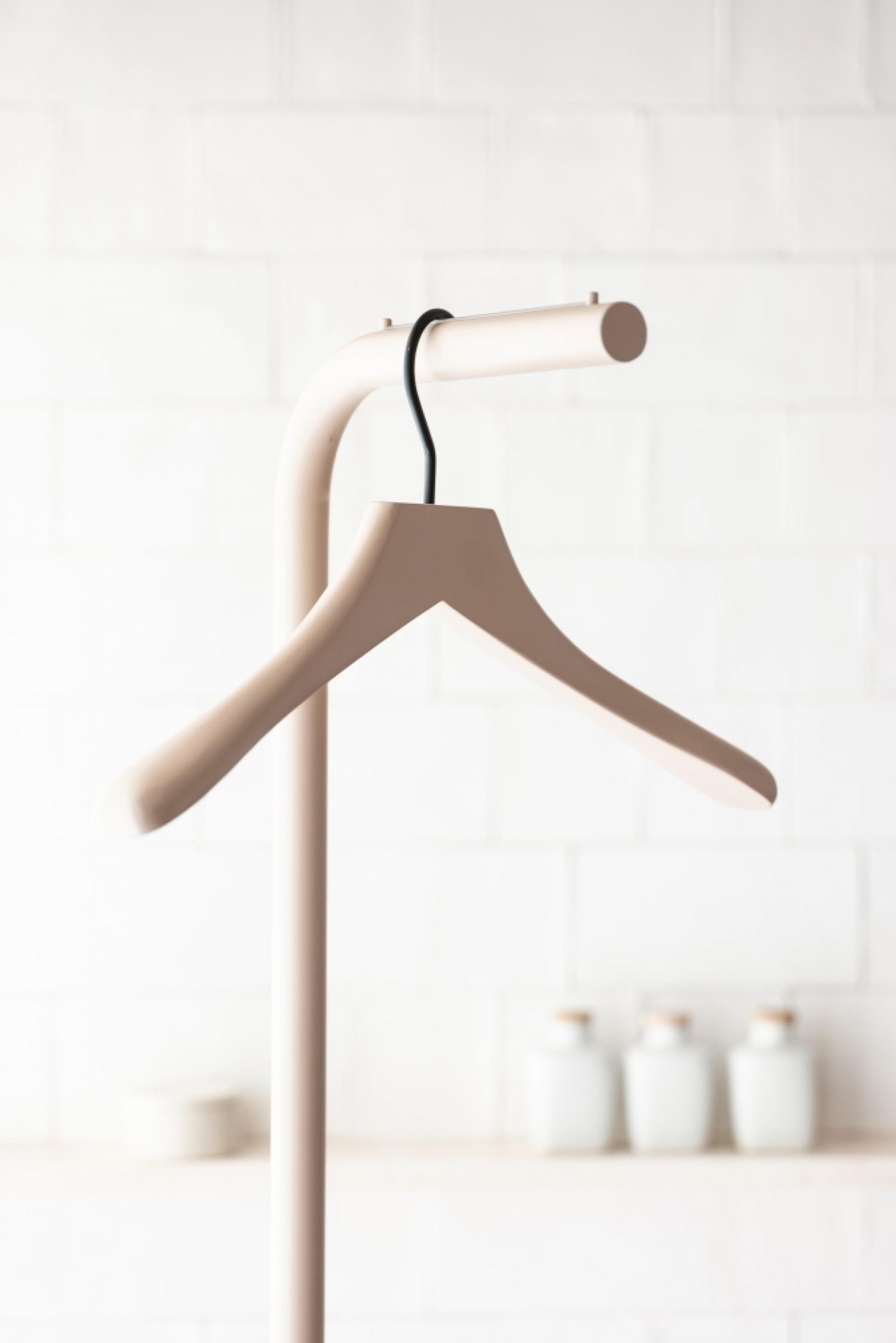 Bow  Coat rack Schönbuch