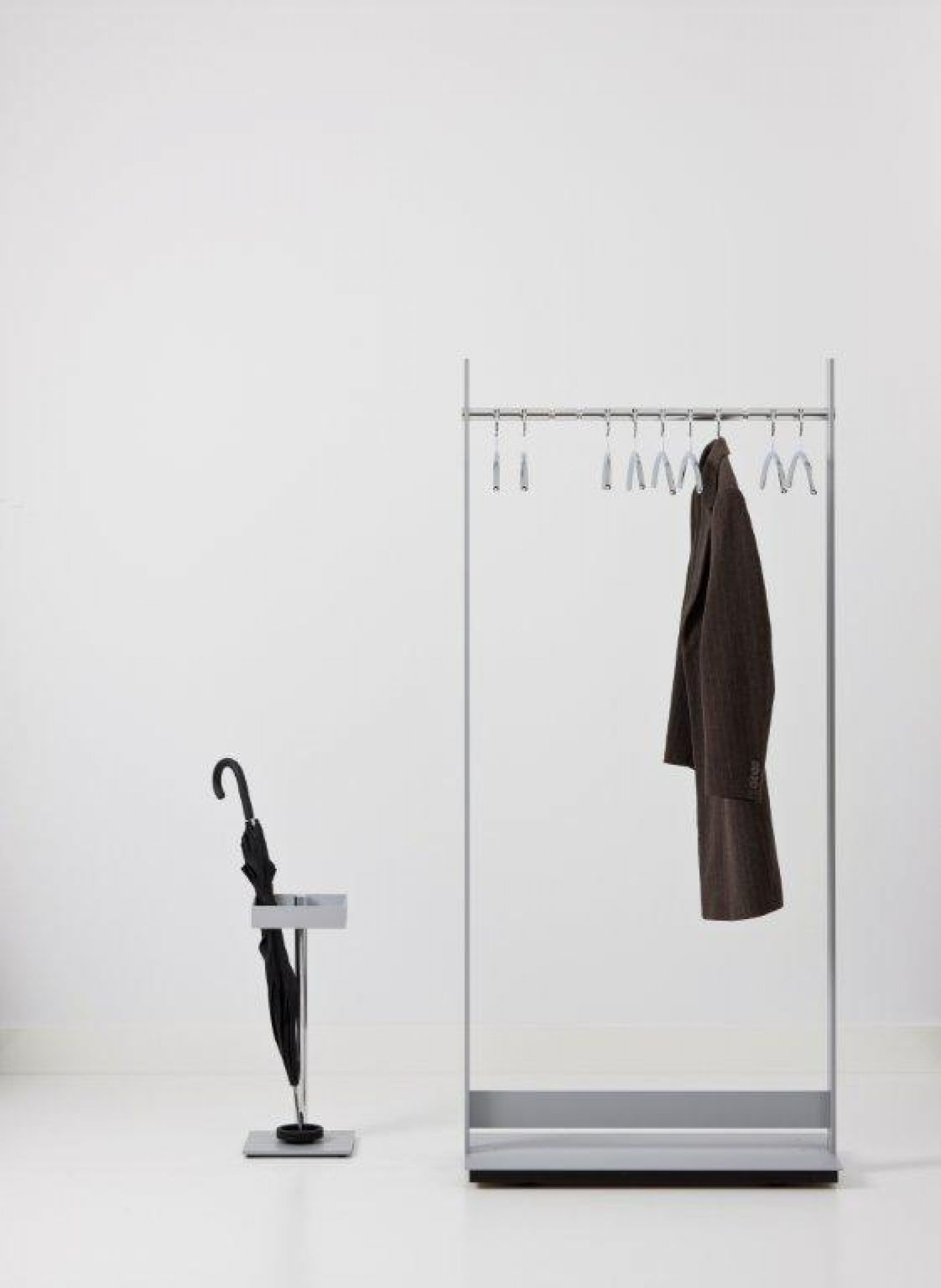 Standtogether coat stand Cascando