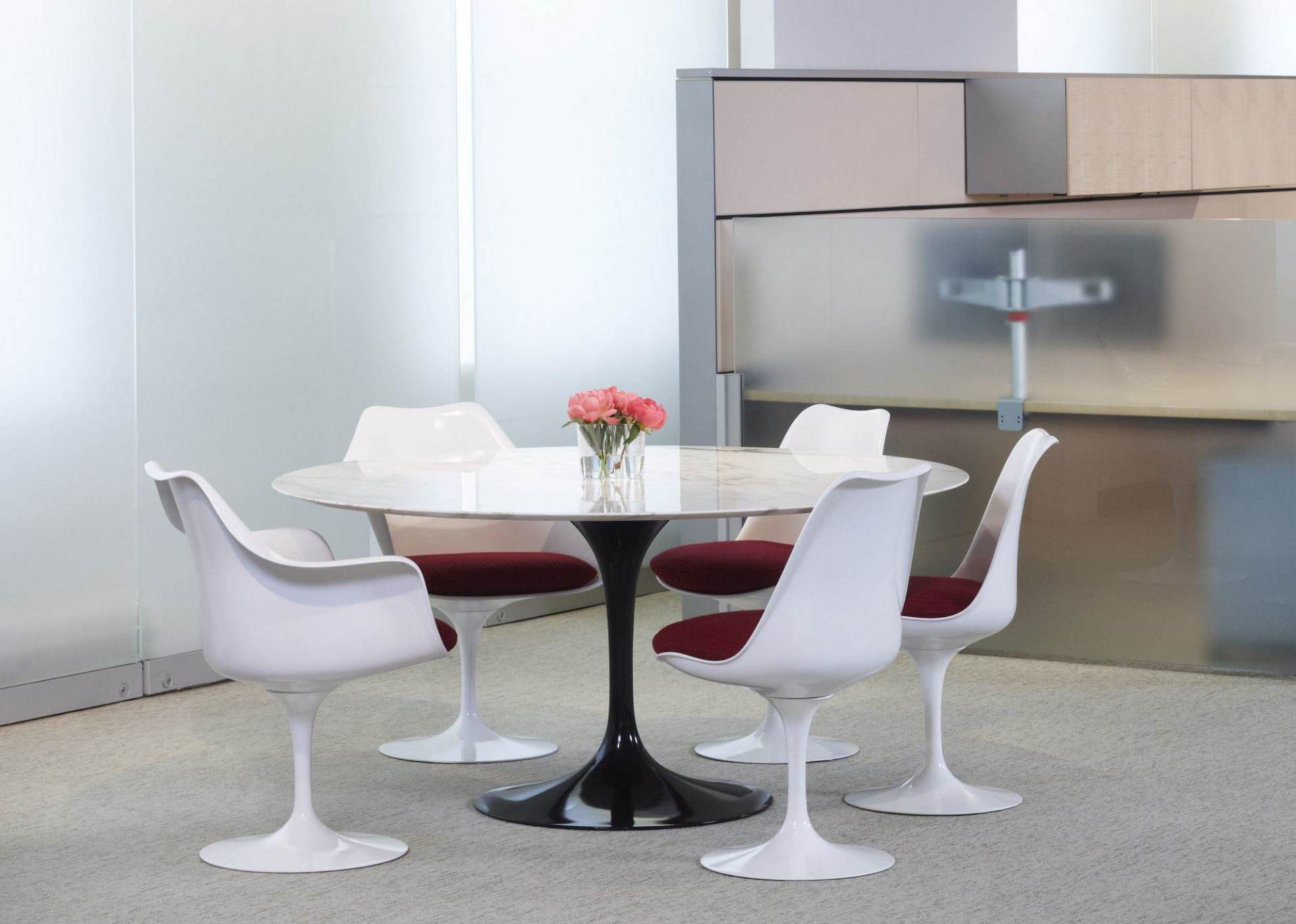 Tulip Armchair / Tulips Armrest Chair Swivel Knoll International