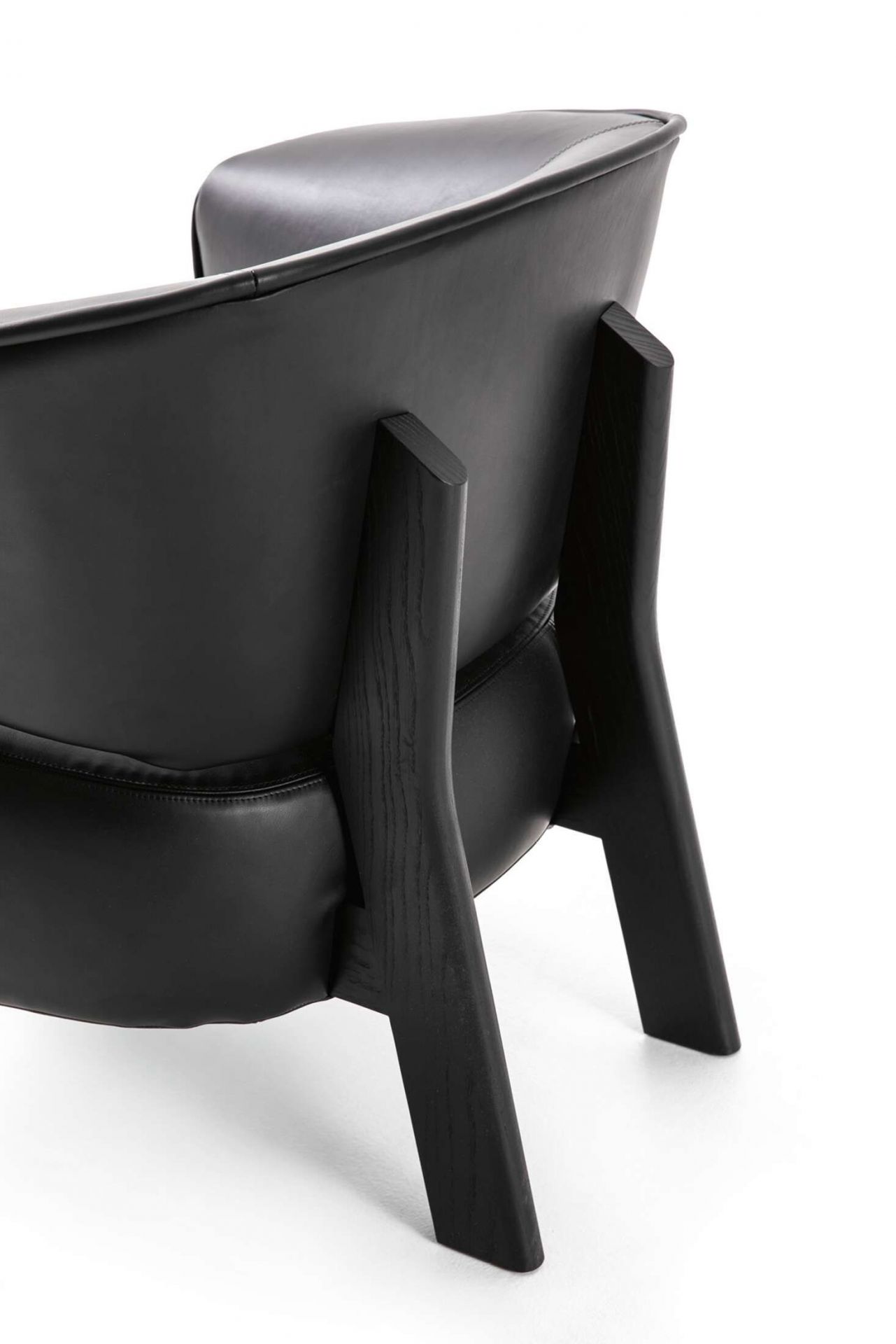 Back-Wing Armchair Armchair Cassina