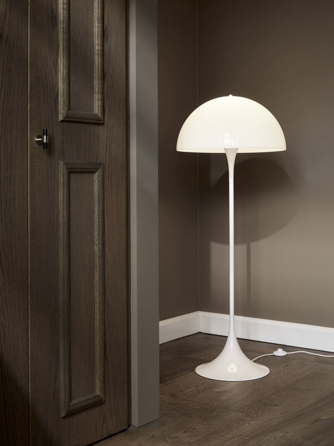 Panthella floor lamp Louis Poulsen