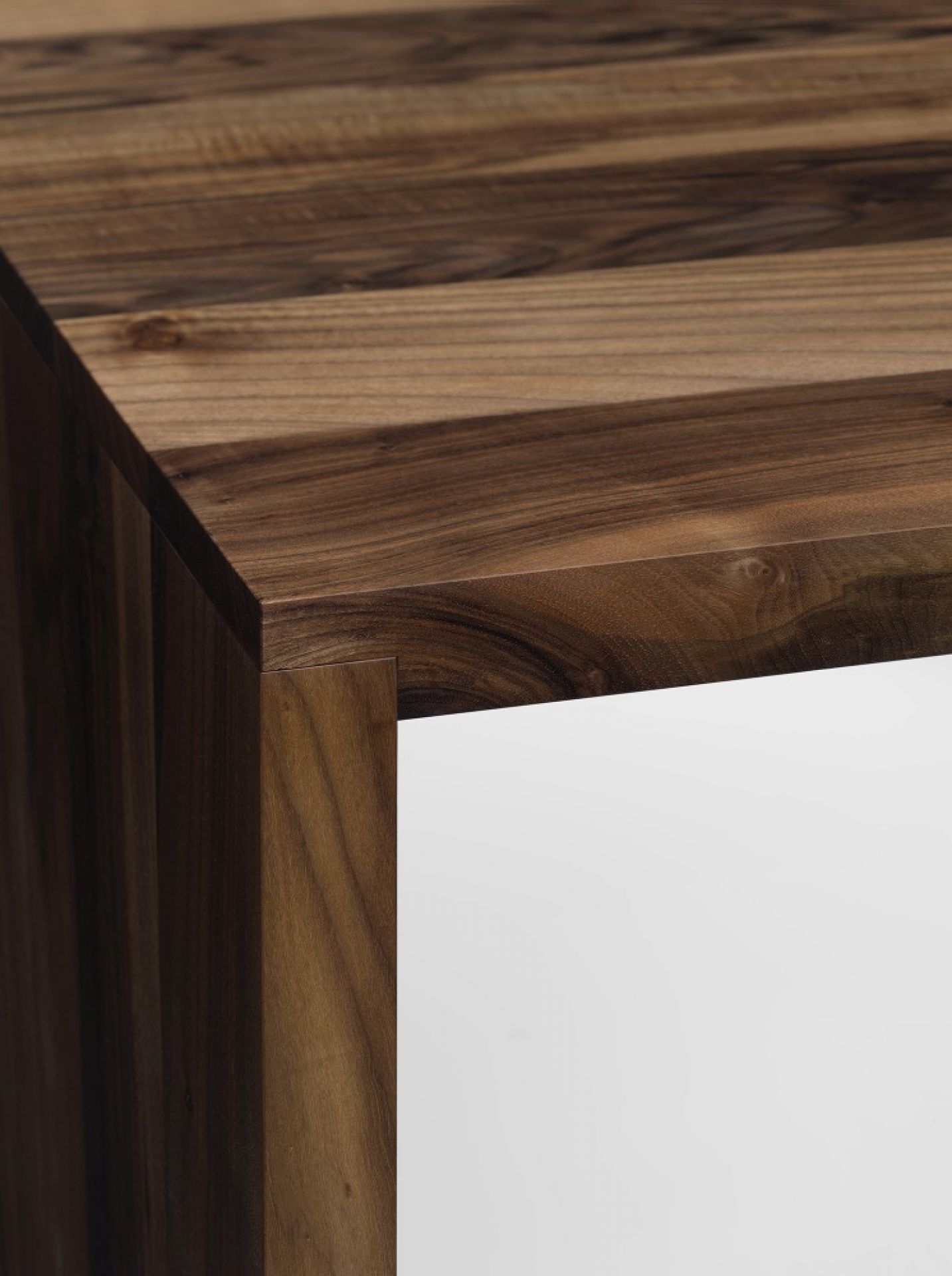 TA01 Ponte Table e15