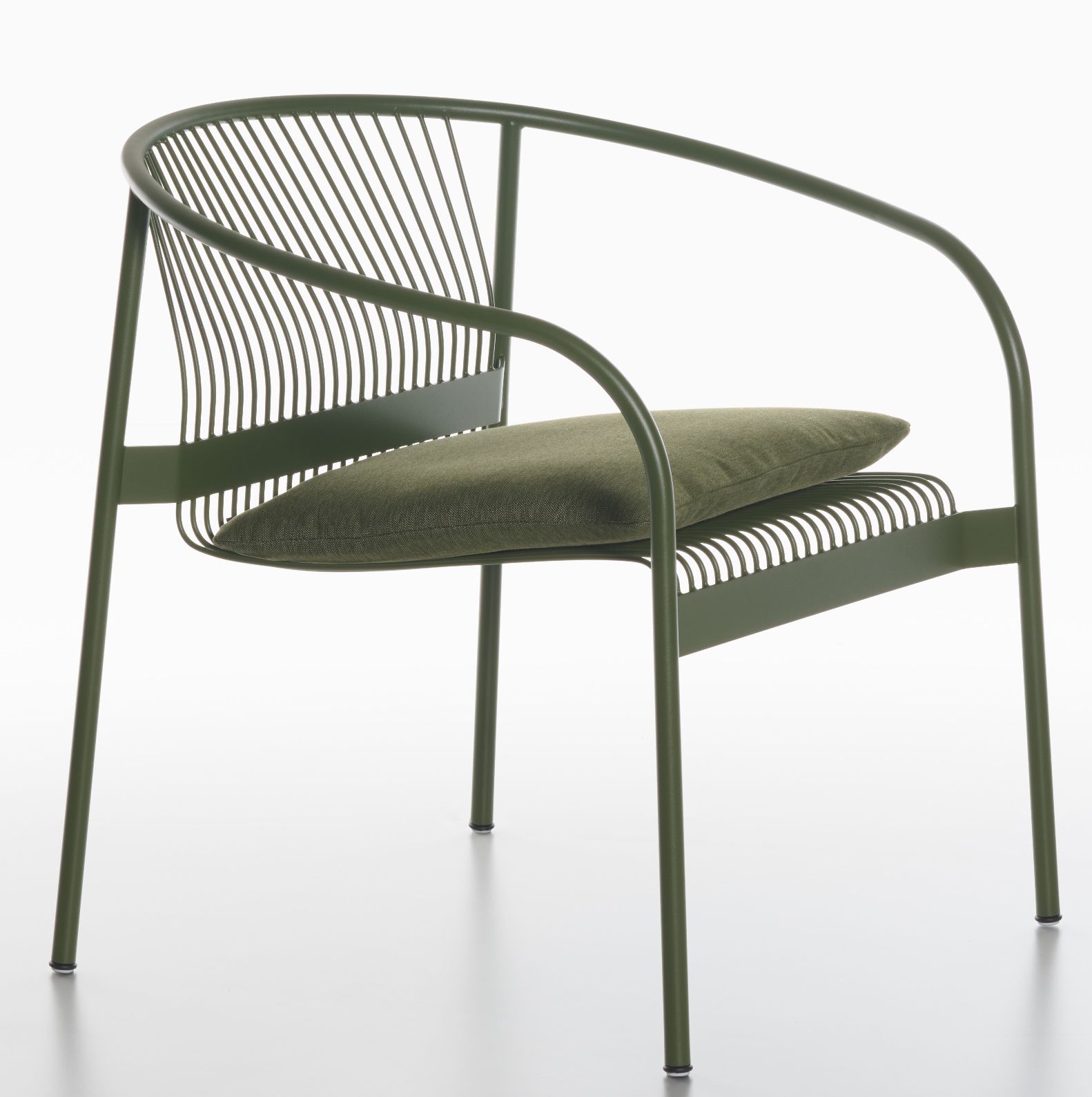 Velit Lounge Chair Indoor / Outdoor Armchair Plank