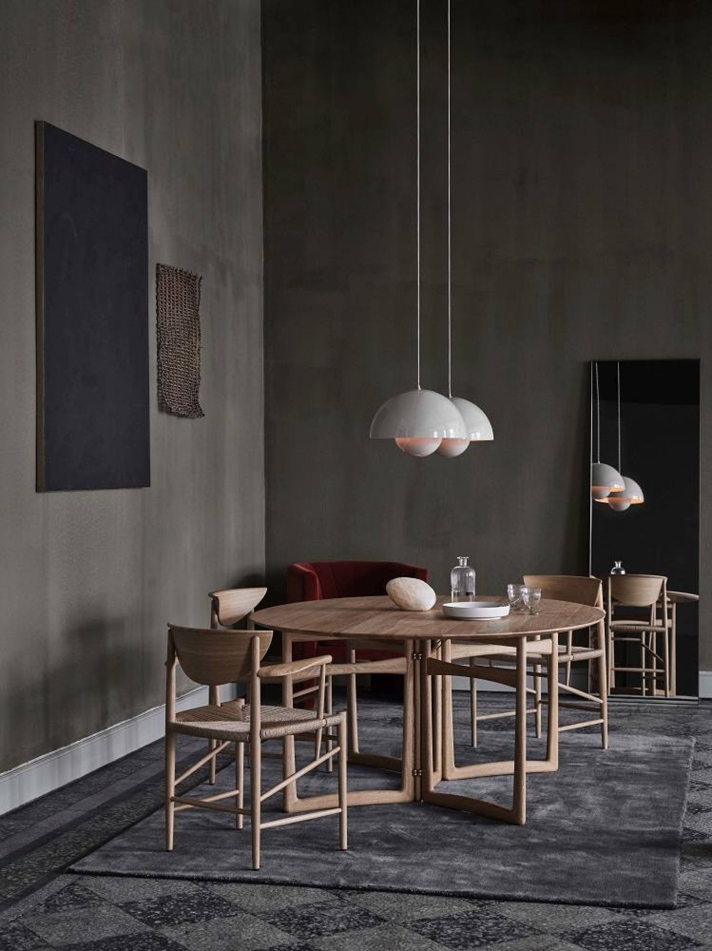 Drawn HM3 Chair without Armrests AndTradition