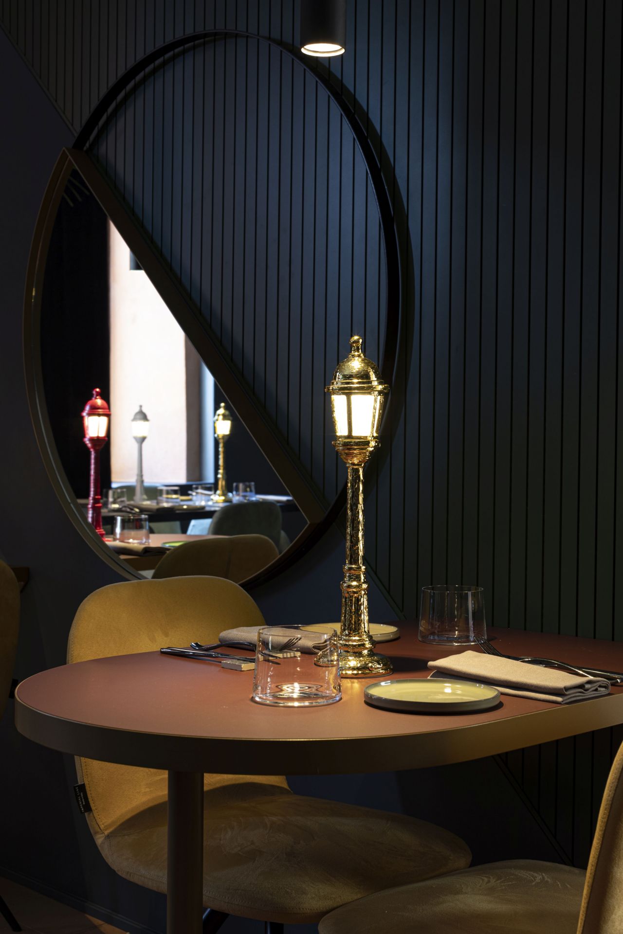 Street Lamp Dining rechargeable table lamp Seletti SINGLE PIECES