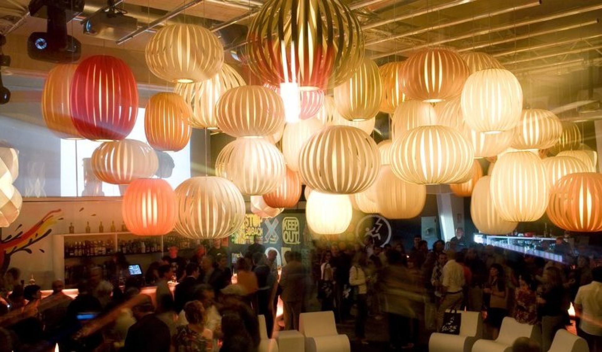 Pod Pendant light Luzifer Lamps