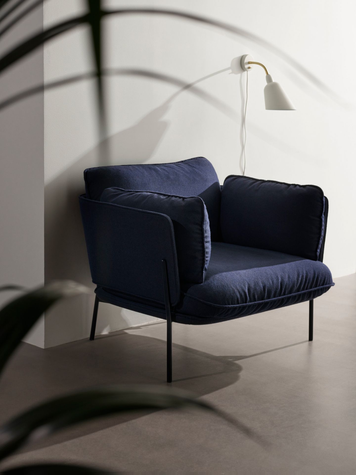 Cloud Armchair LN1 AndTradition