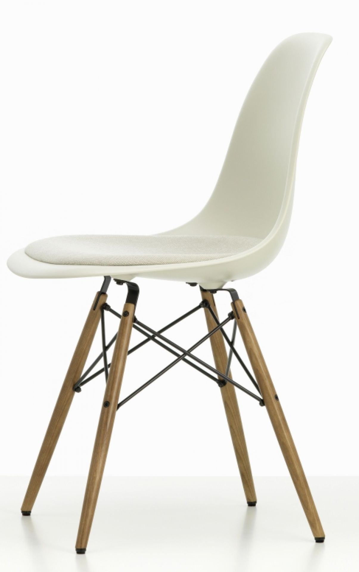 Eames Fibreglass Chair DSW Chair with seat cushion Vitra