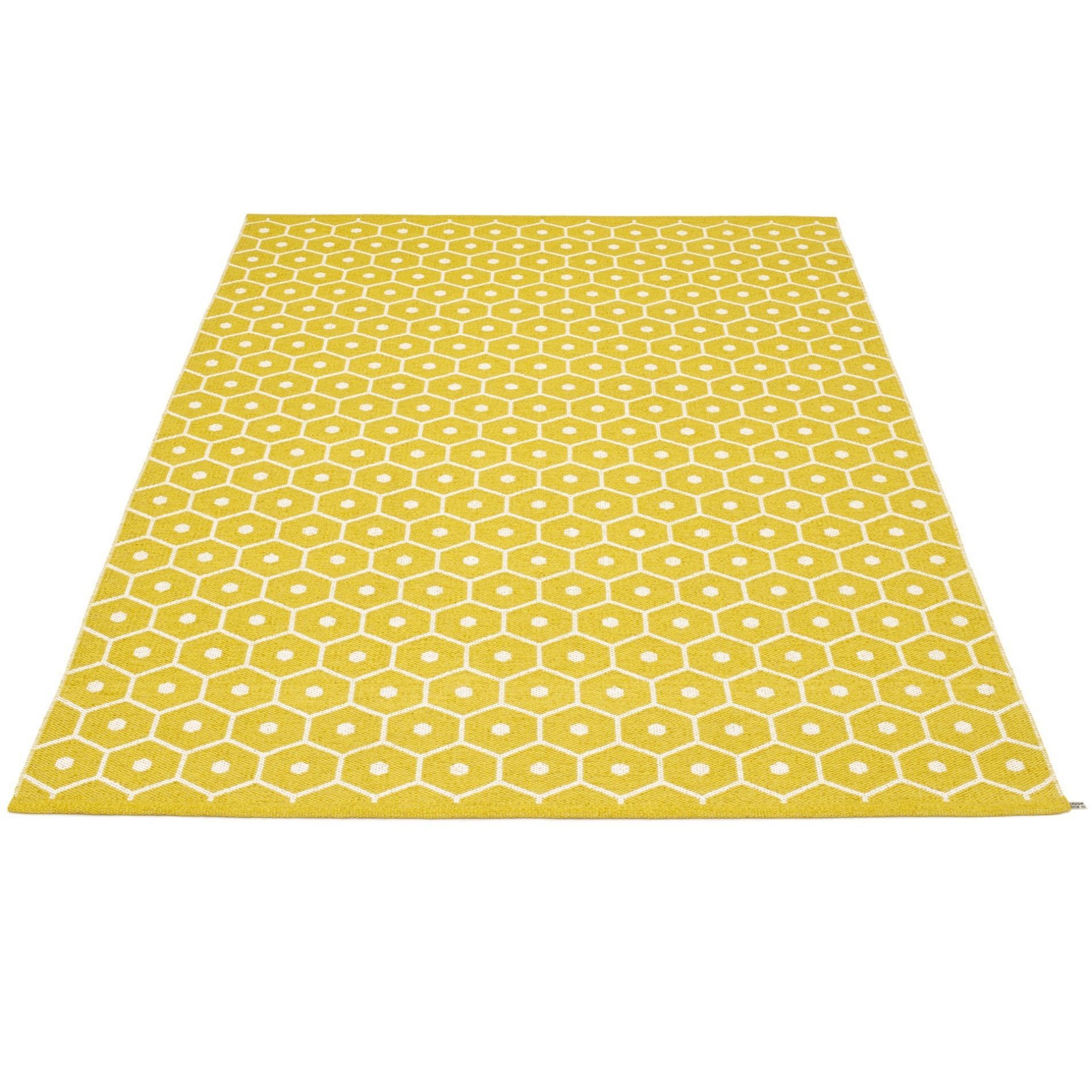 Honey Plastic Carpet 180x260 cm Pappelina Mustard