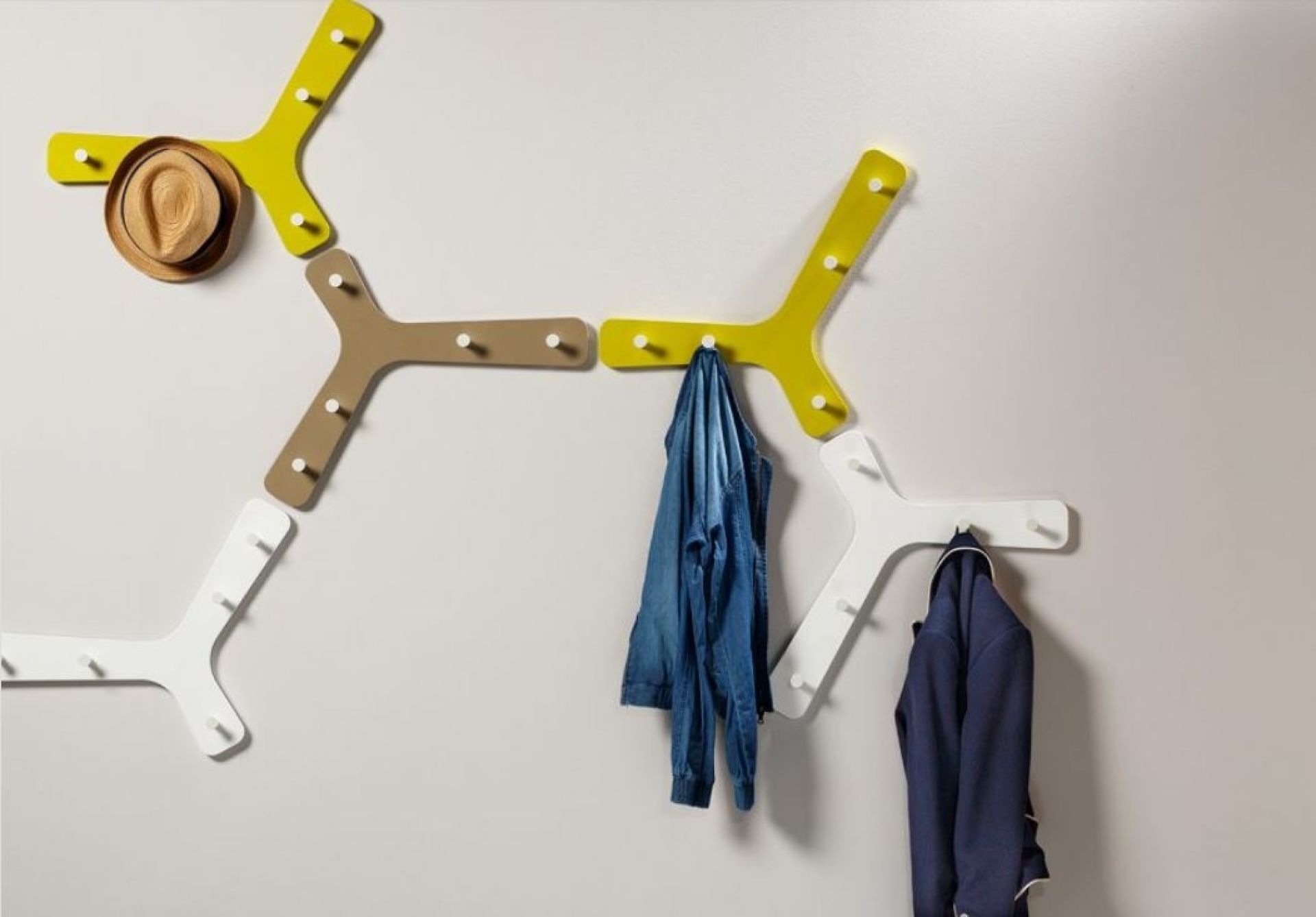 Branch coat rack Cascando