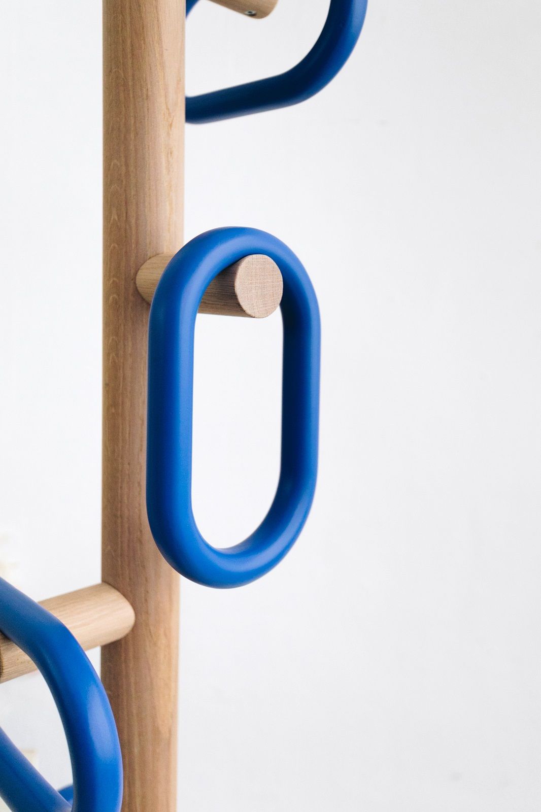 Fernand Coat Stand Hartô coat stand