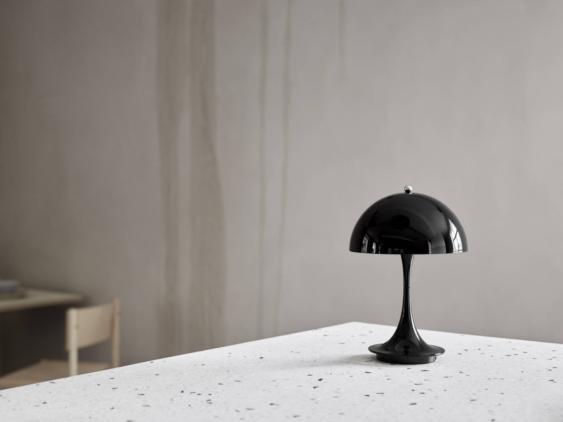 Panthella 160 Portable LED Table lamp Indoor/Outdoor Louis Poulsen Steel Black SINGLE PIECES